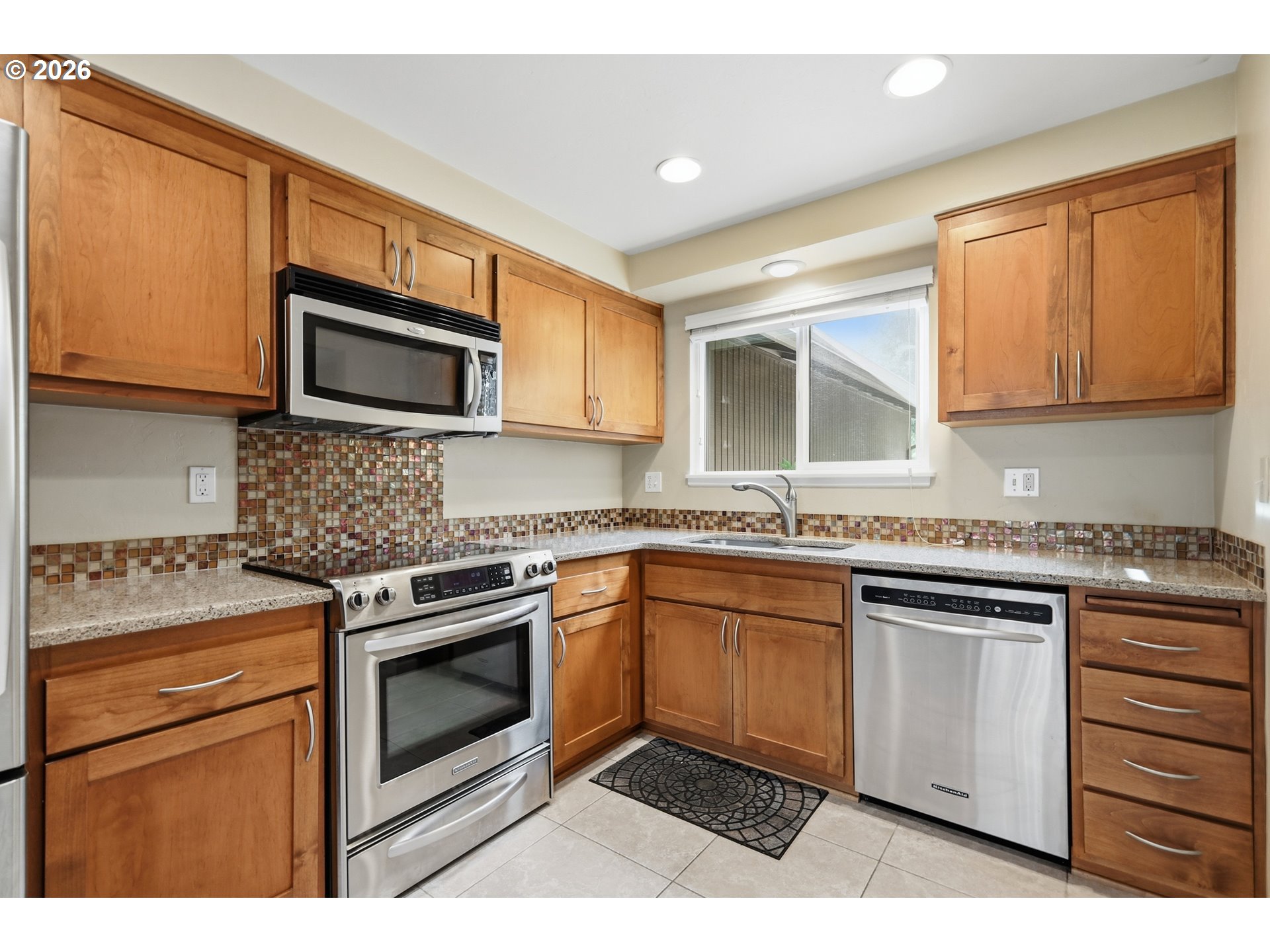 2204 Ridgeway Dr Property Photo 15