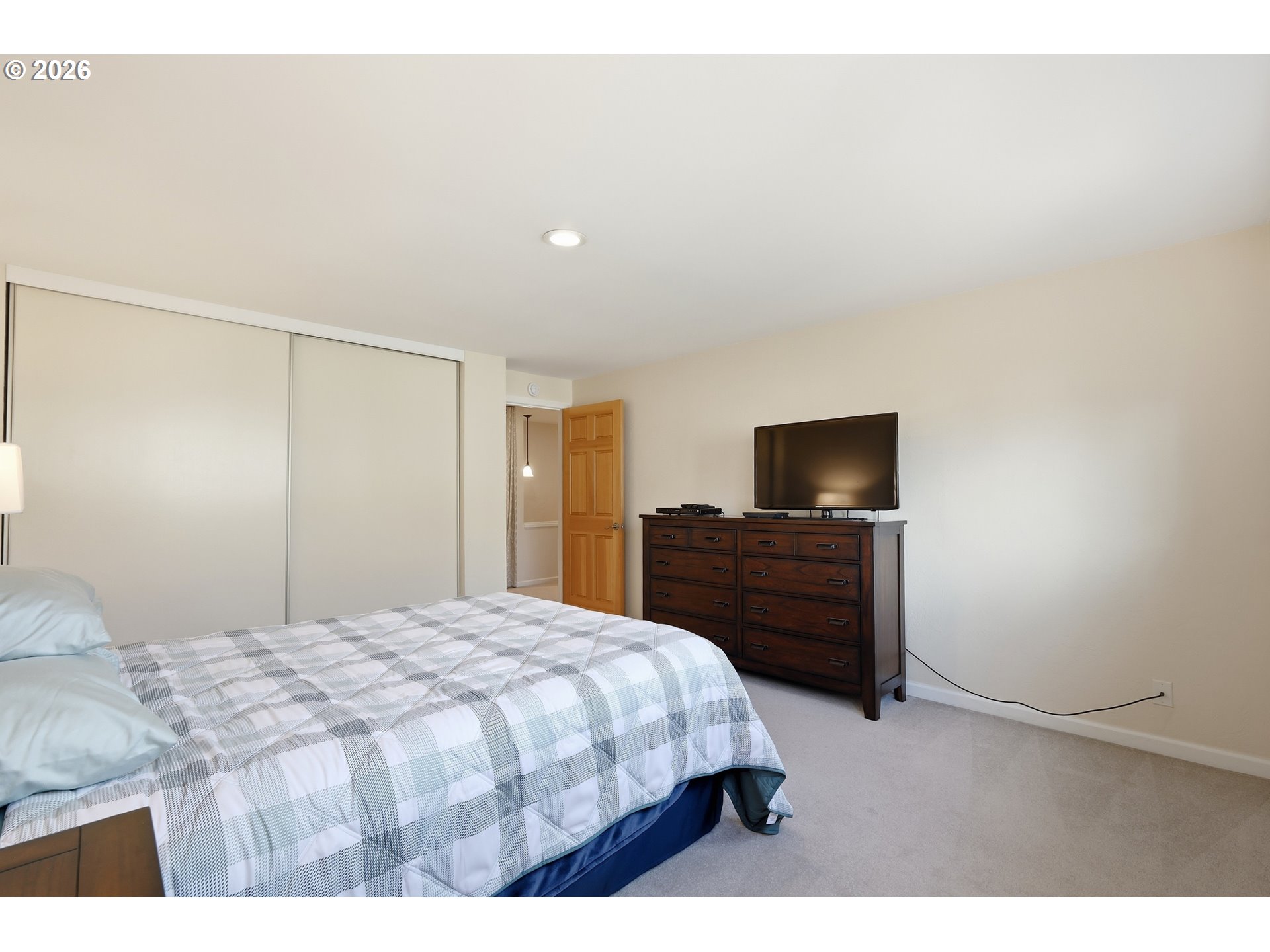 2204 Ridgeway Dr Property Photo 27