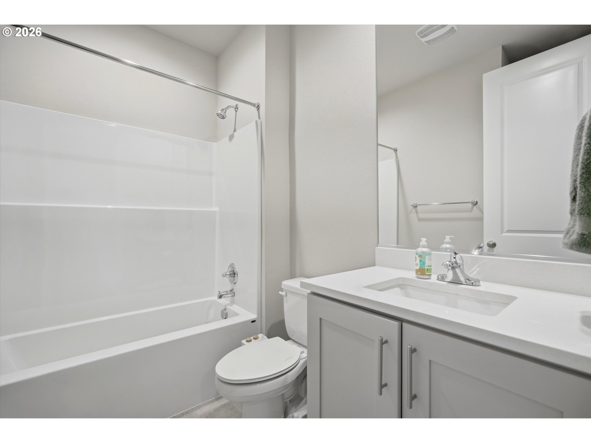 41470 Metolius Ave Property Photo 3