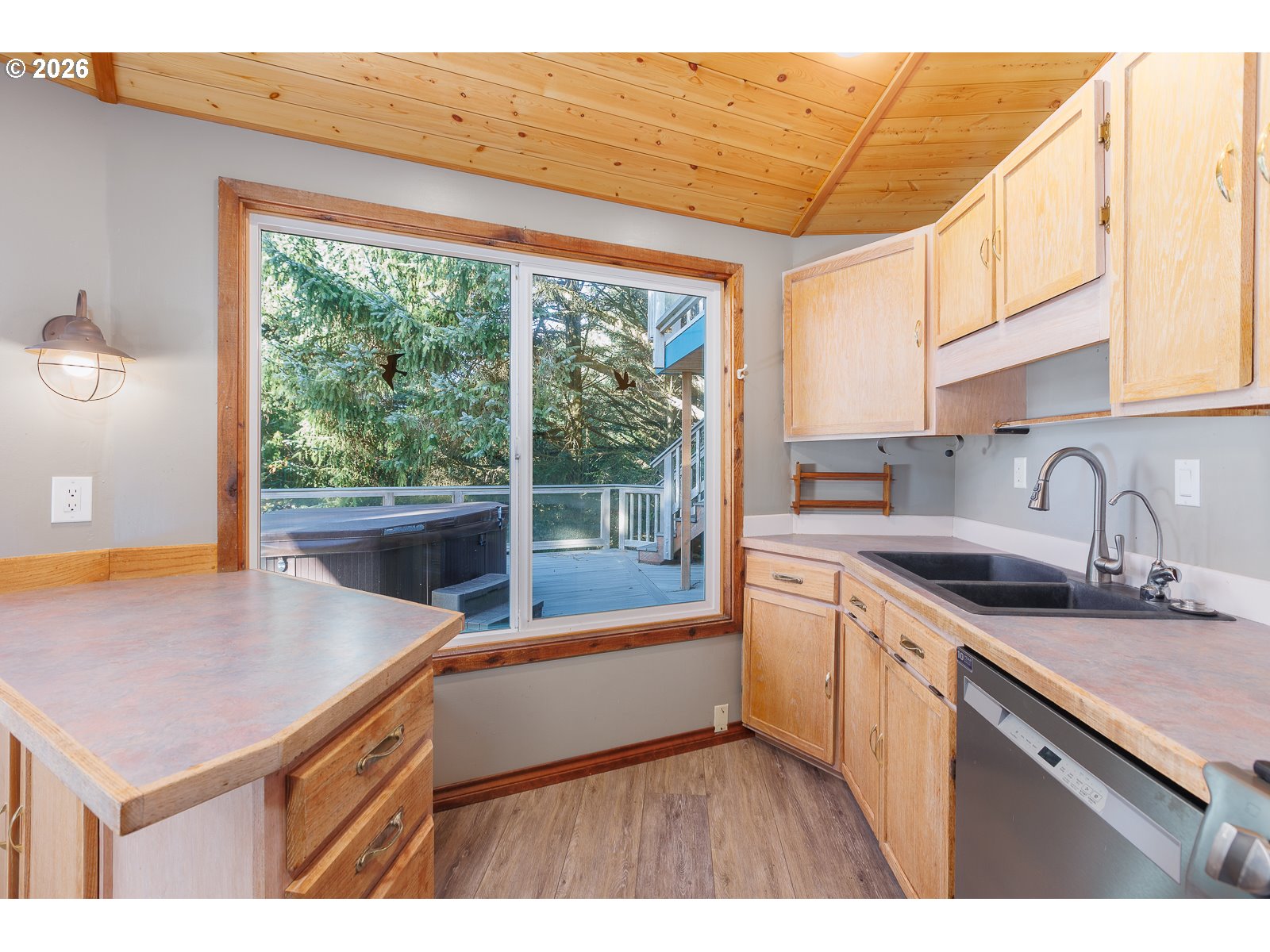 6989 Sw Surfland St Property Photo 10