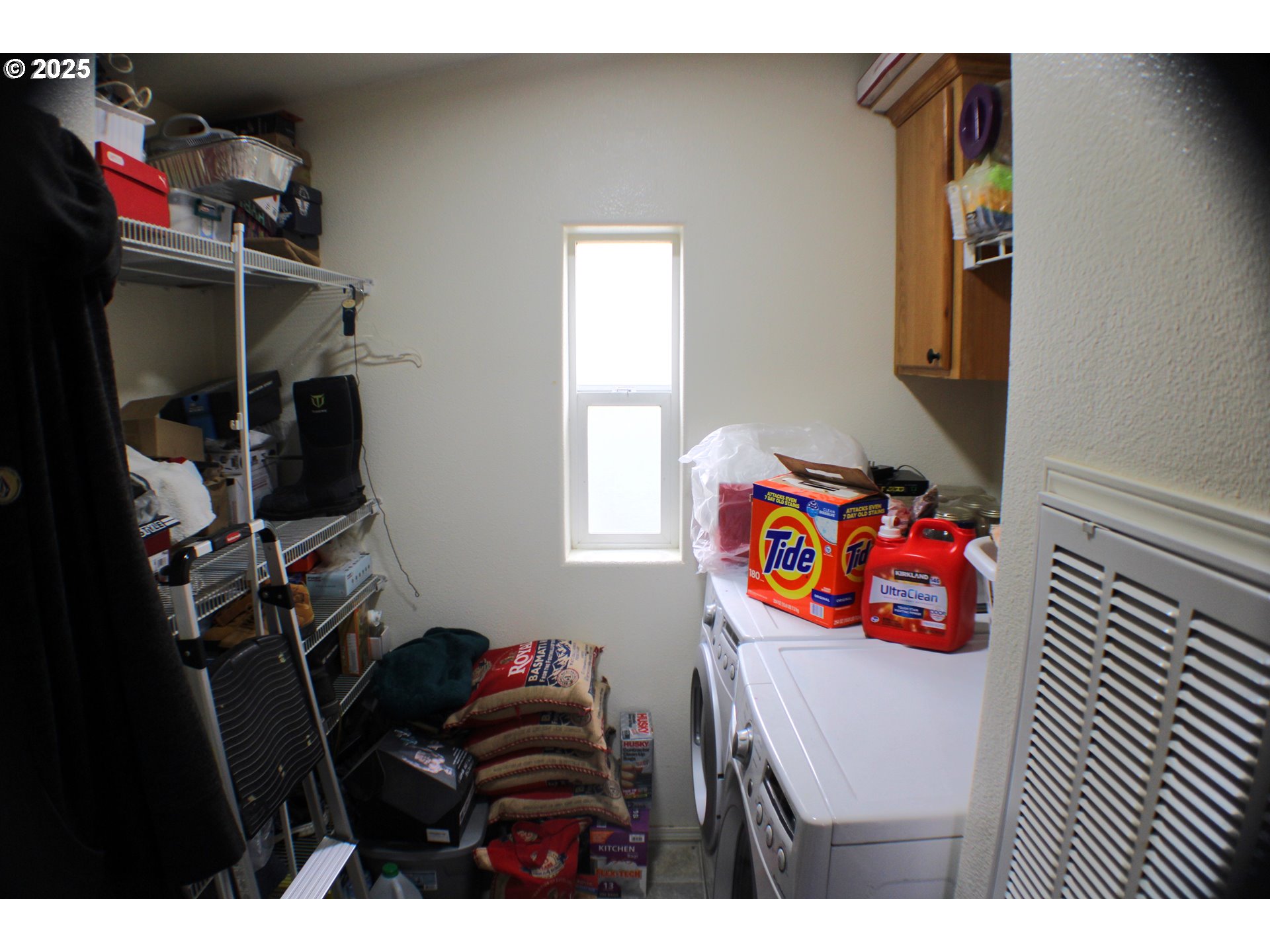 1320 Shoestring Rd Property Photo 11
