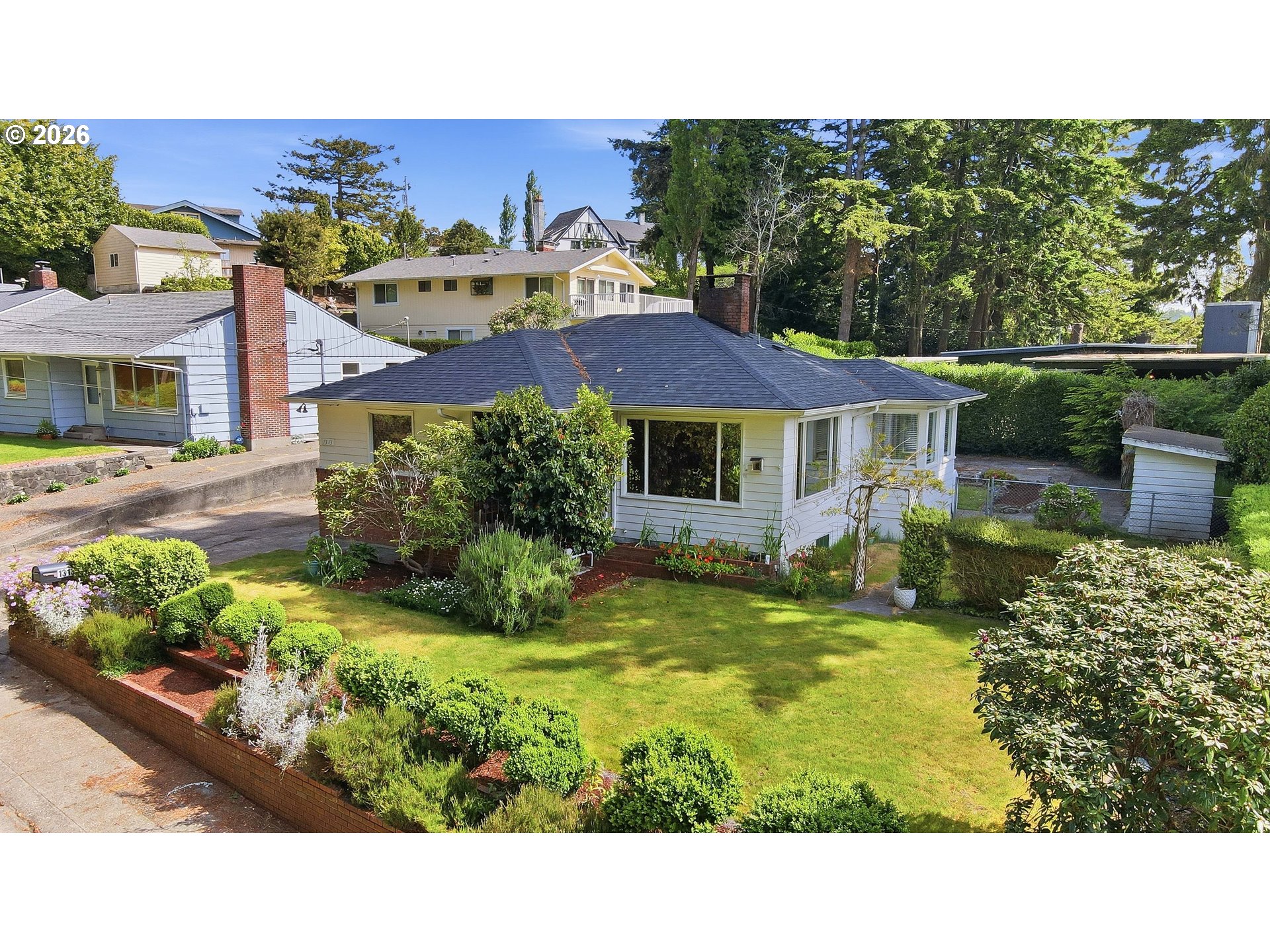 1313 Bayview St Property Photo 3