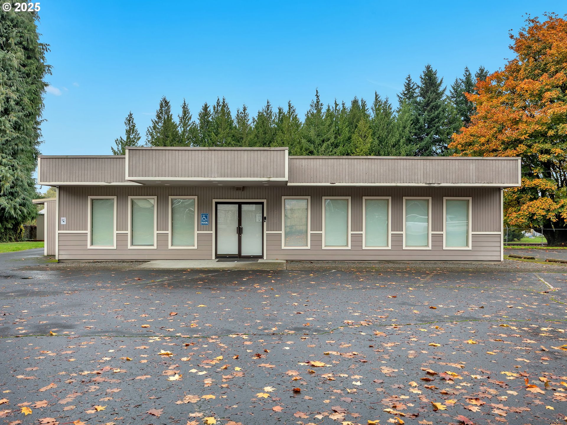 49249 Highway 30 Property Photo 1