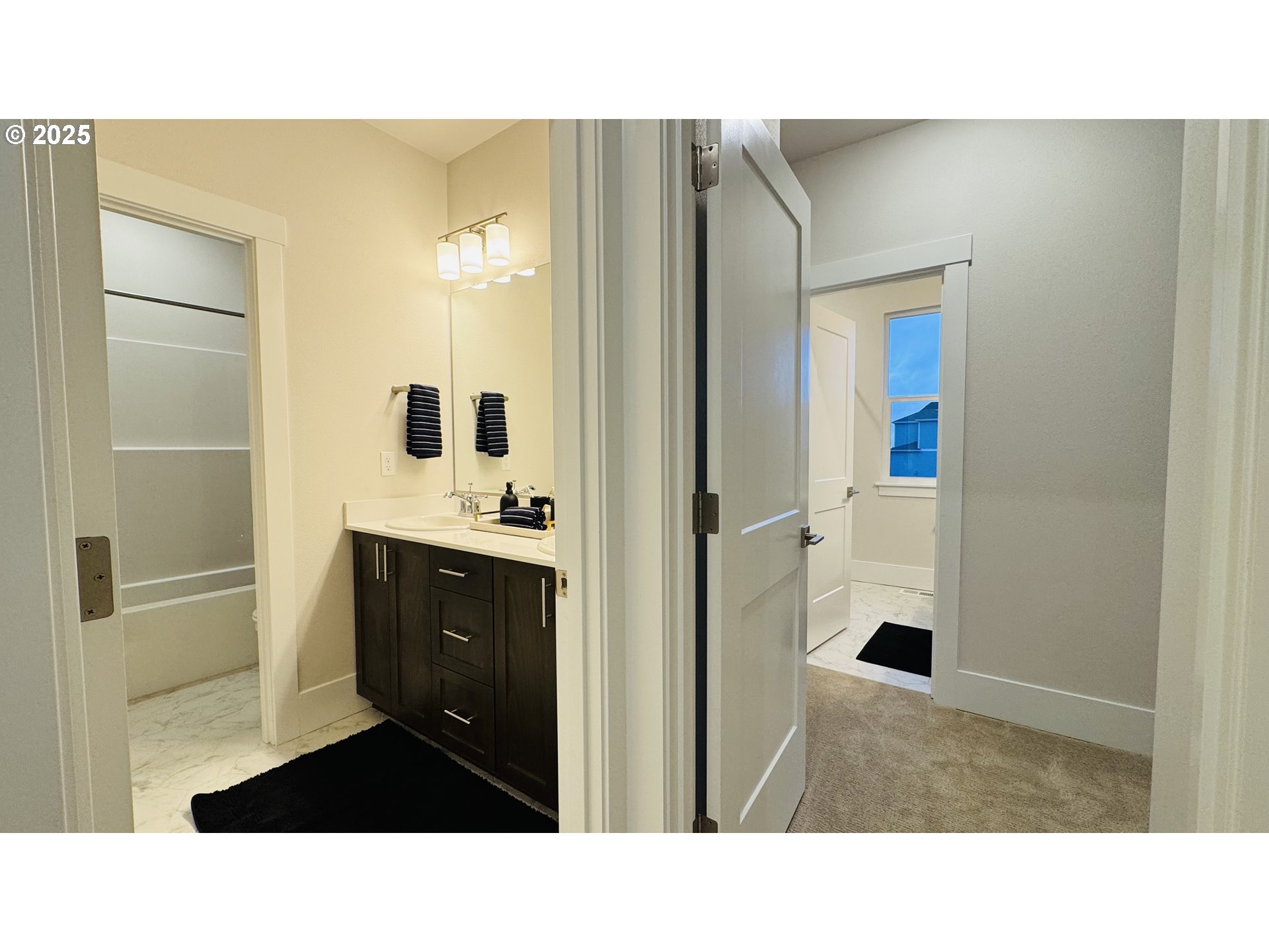 11681 Sw Hayrick Ter Property Photo 27