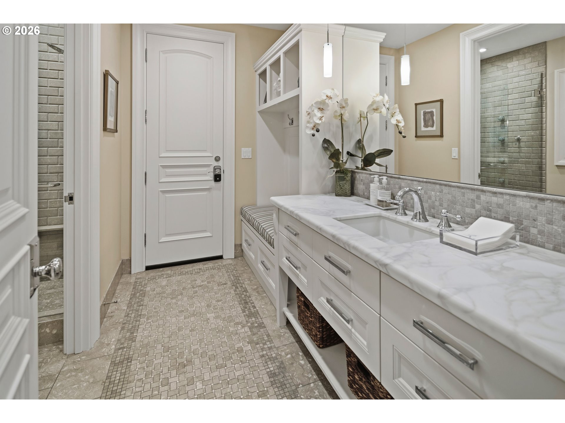 15599 Village Dr Property Photo 29