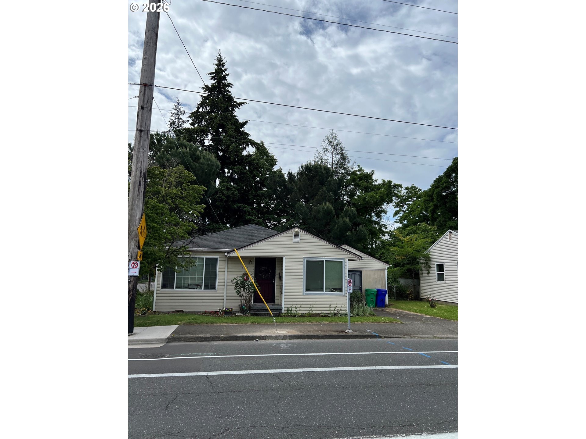 9948 Se Holgate Blvd Property Photo 1
