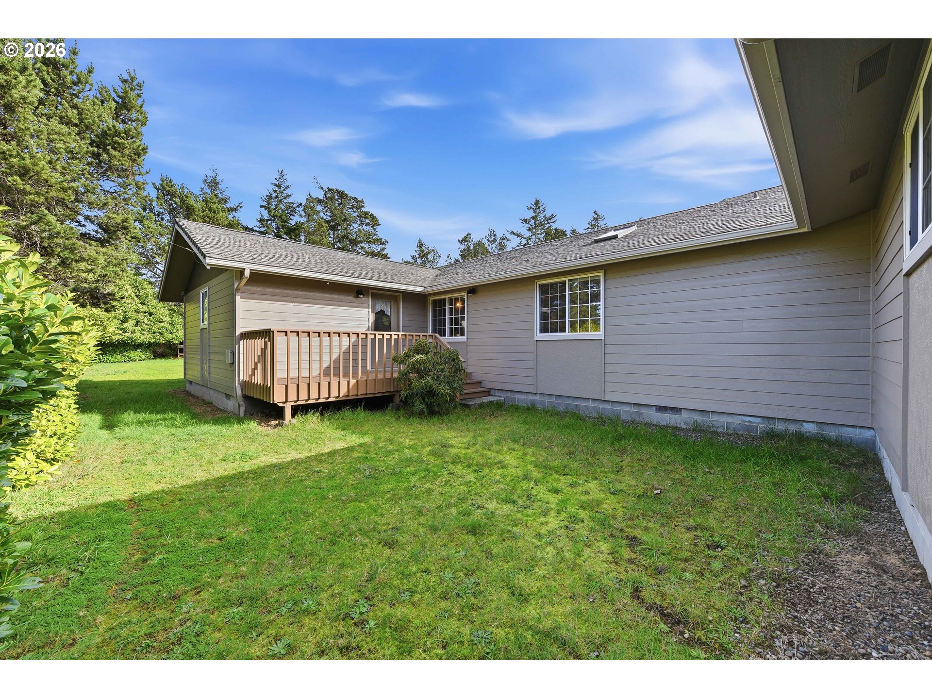 1345 Sanford St Property Photo 38