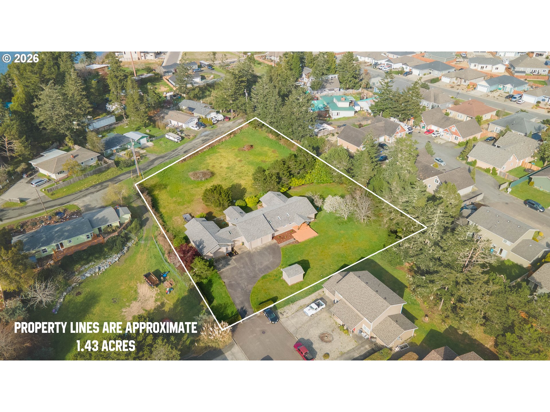 1345 Sanford St Property Photo 45