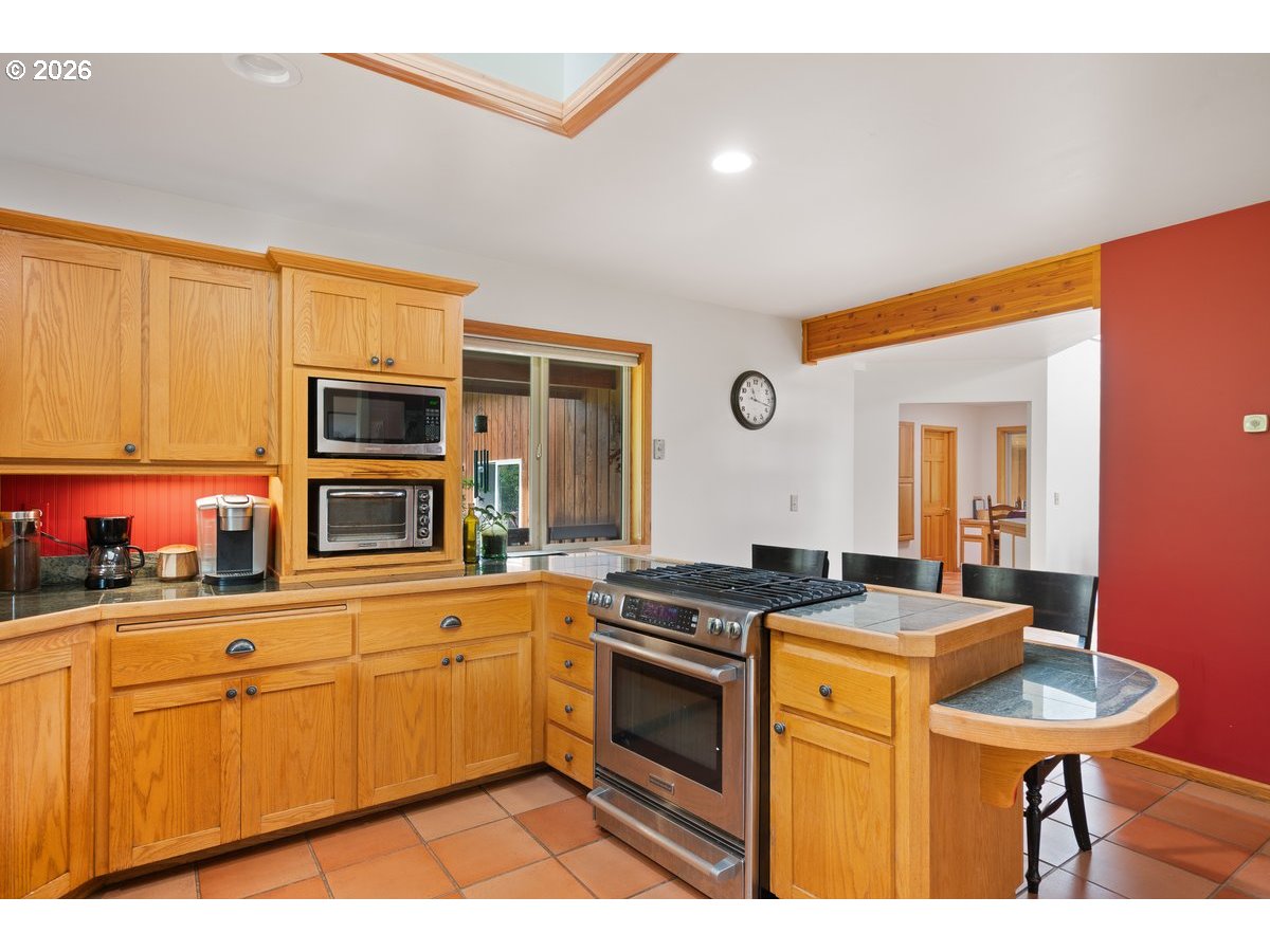 41114 Sw Fort Hill Rd Property Photo 17