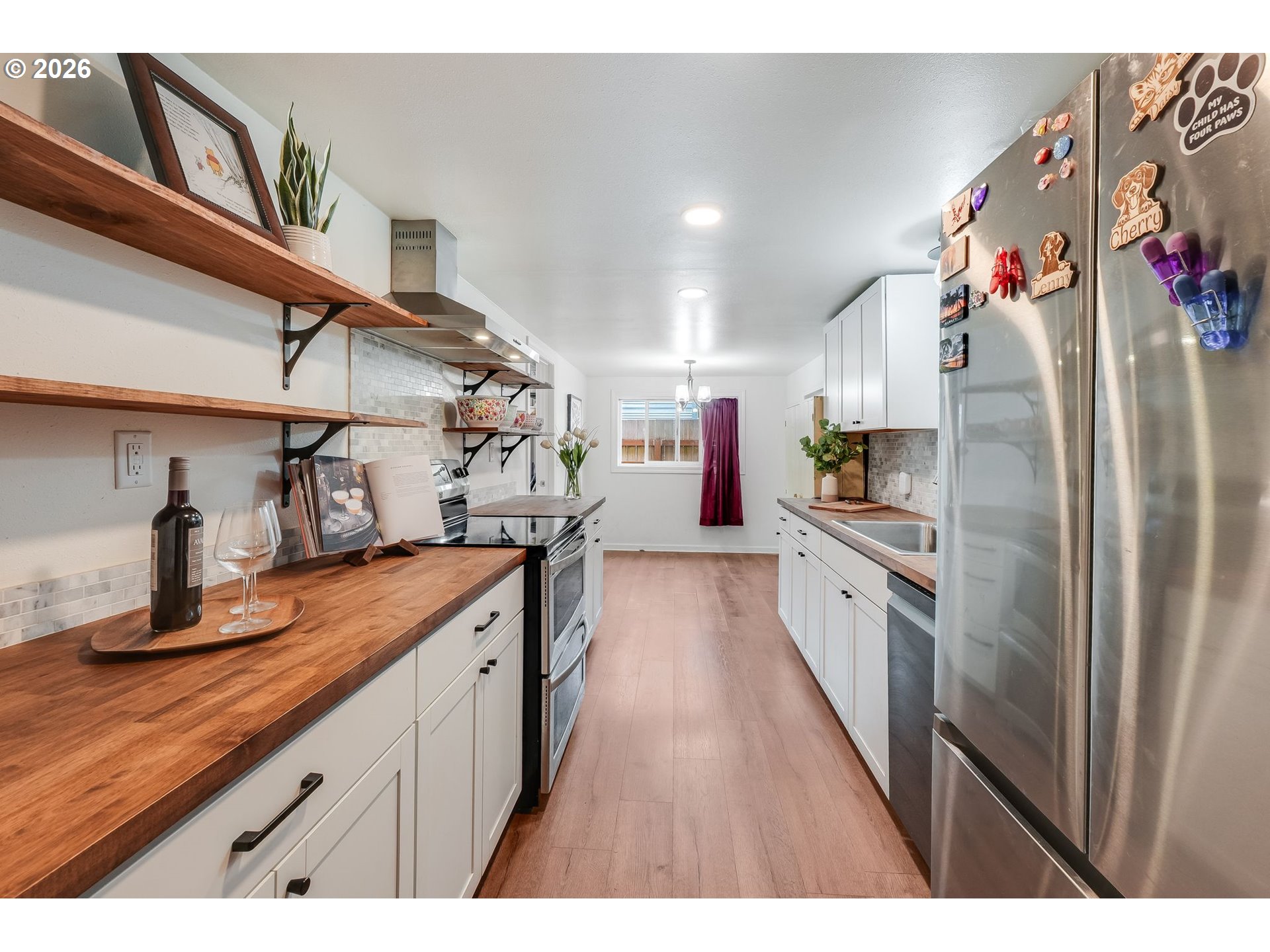 1165 Cross St Property Photo 3