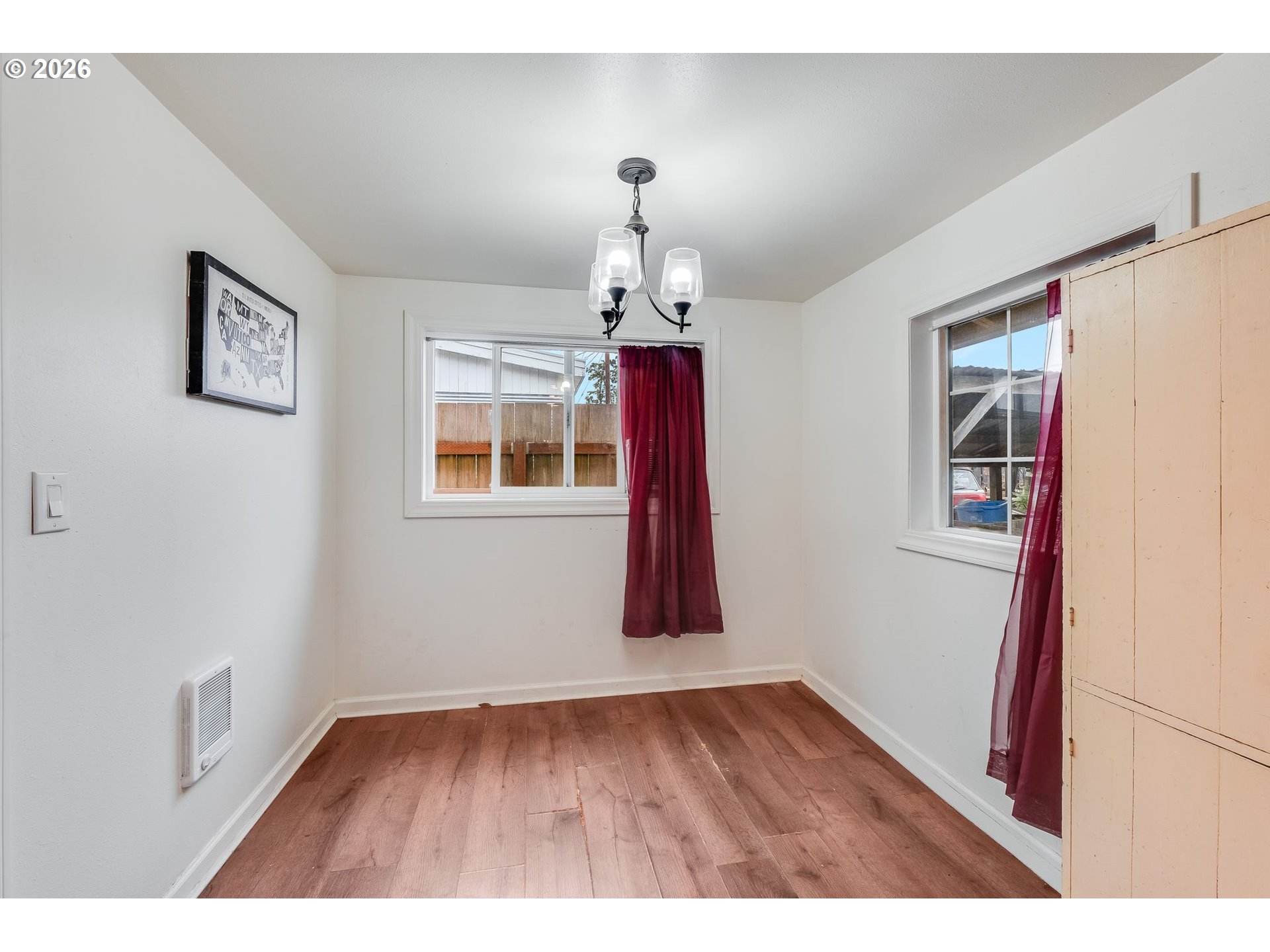 1165 Cross St Property Photo 7