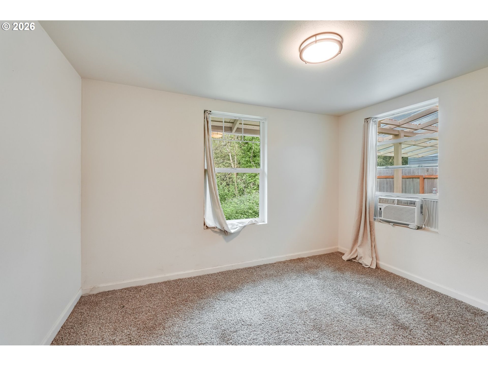 1165 Cross St Property Photo 14