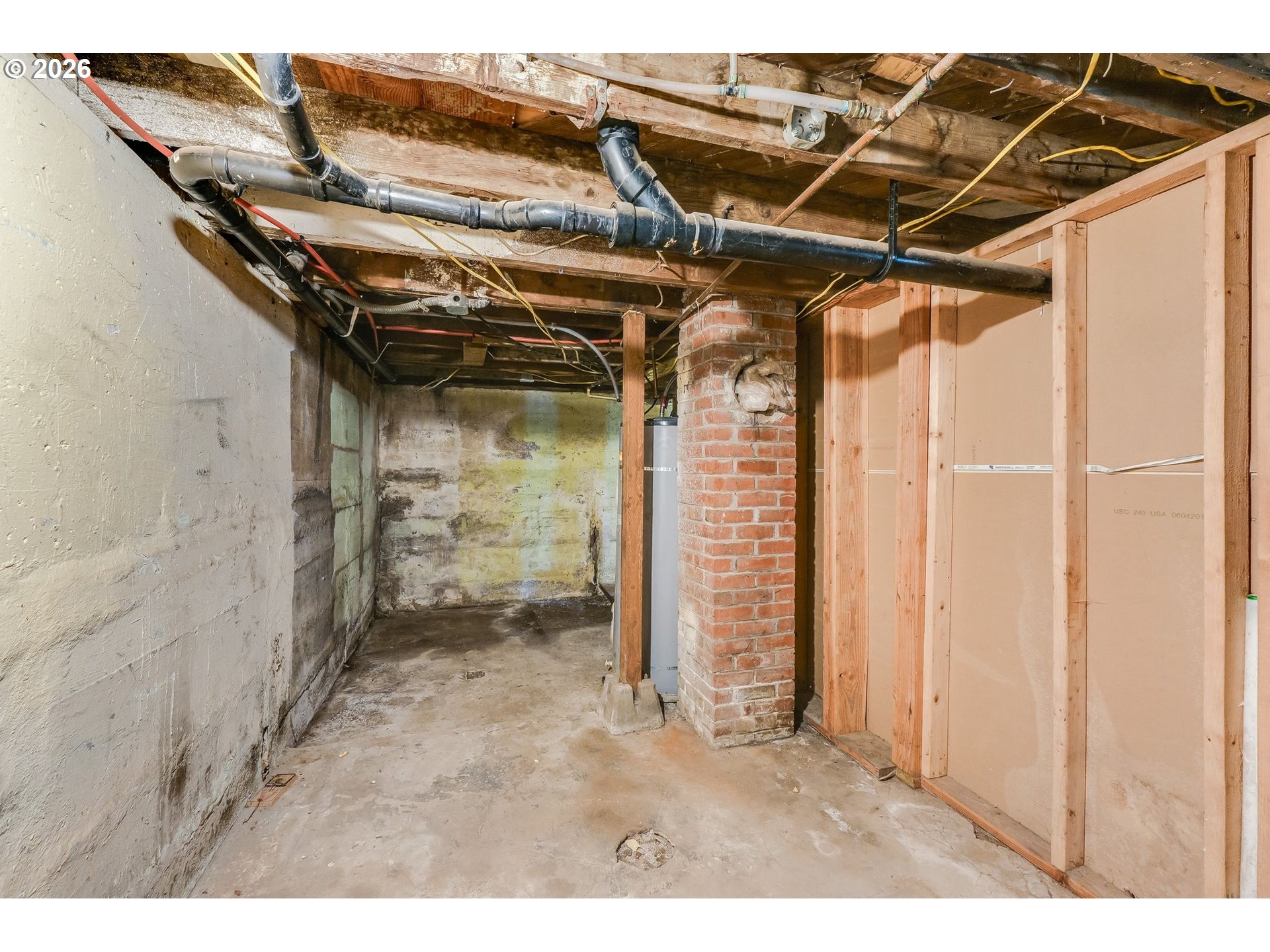 1165 Cross St Property Photo 22