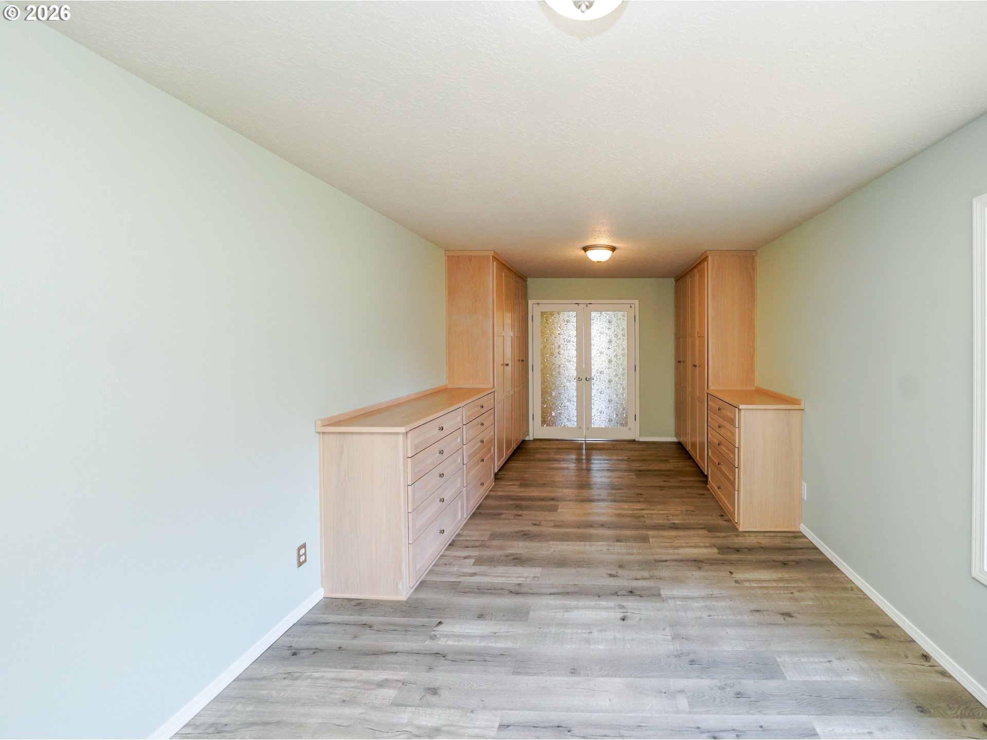 692 Burgundy Ave Ne Property Photo 15