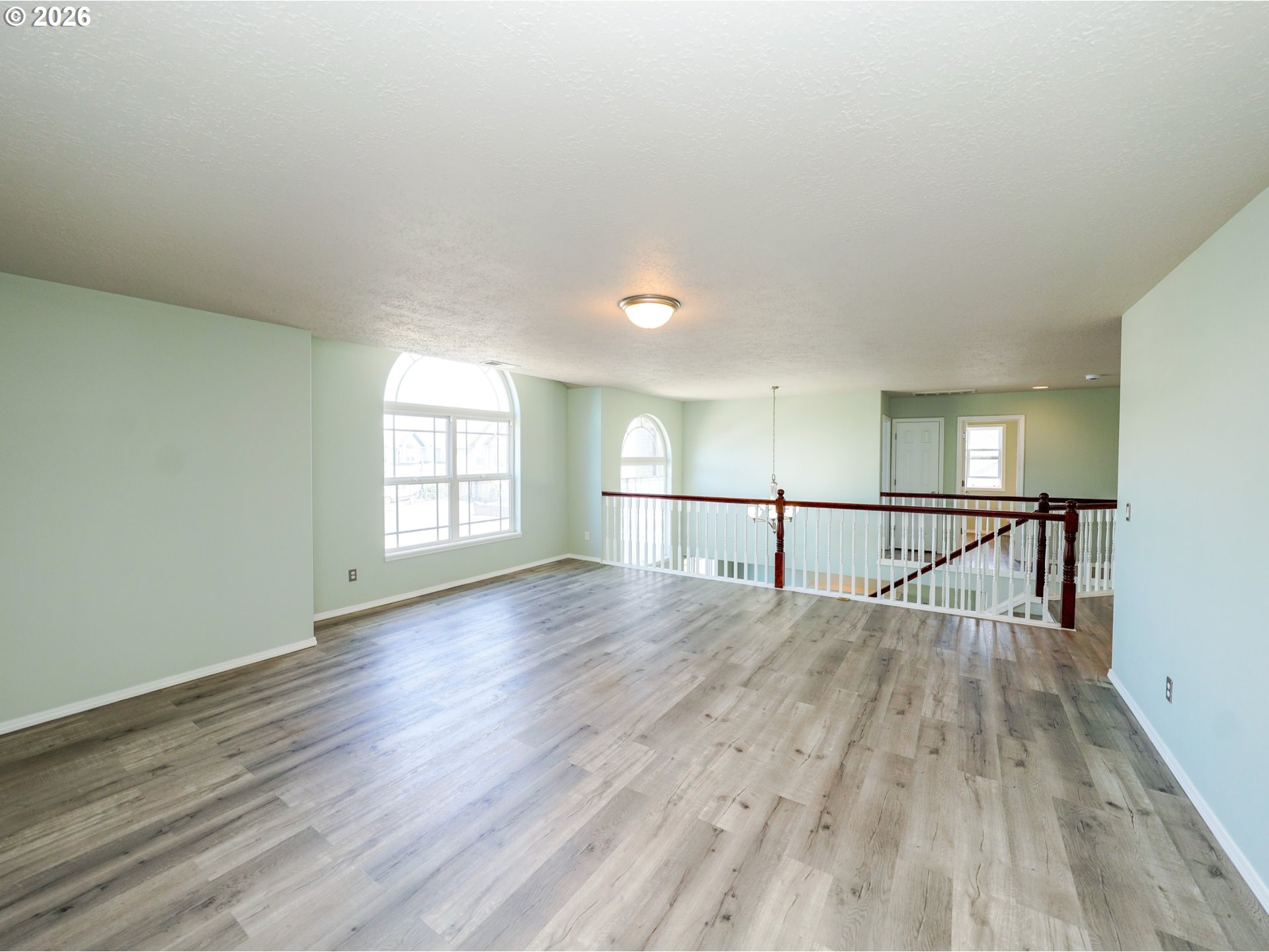 692 Burgundy Ave Ne Property Photo 21