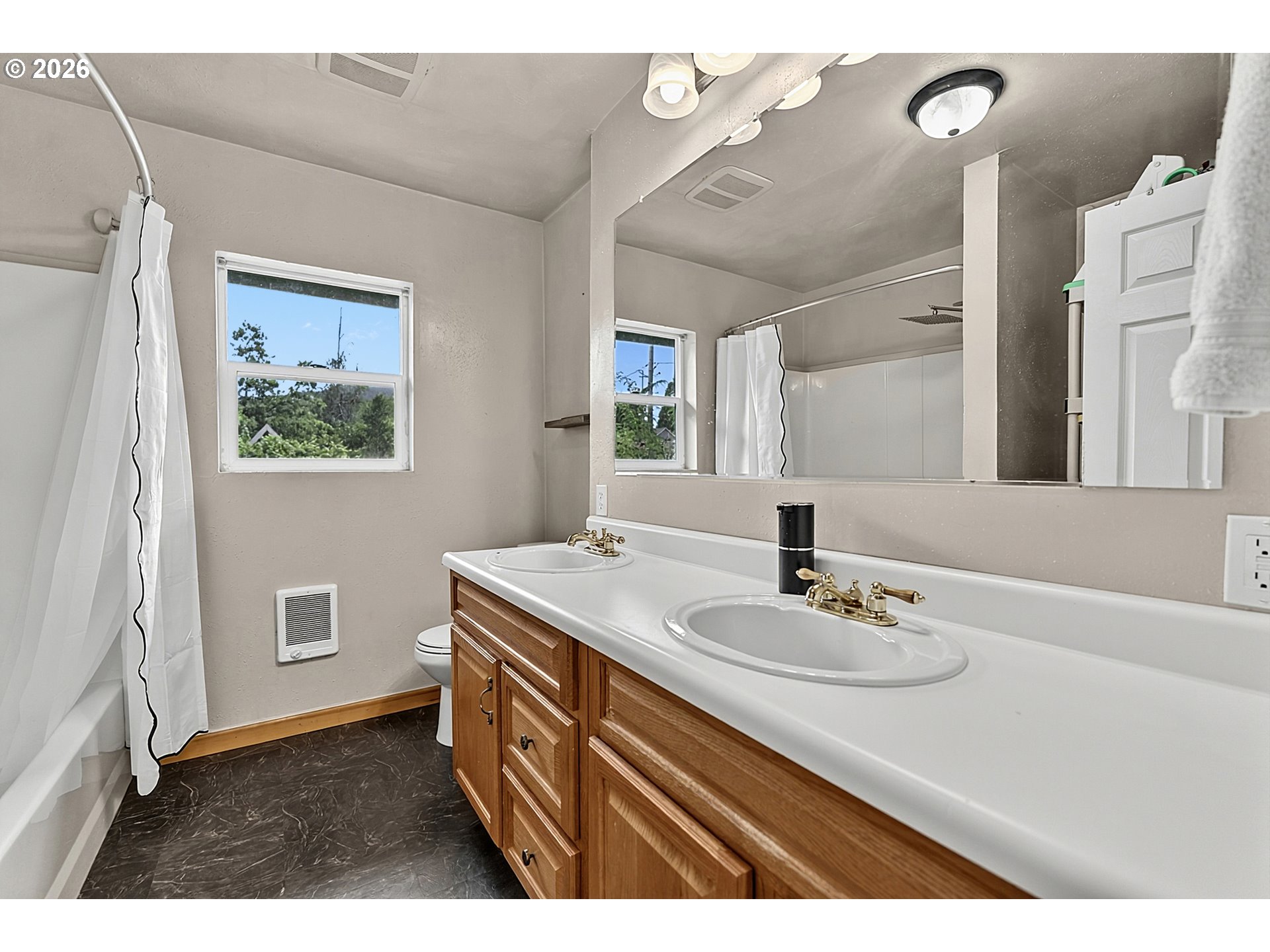 269 S 69th Pl Property Photo 17