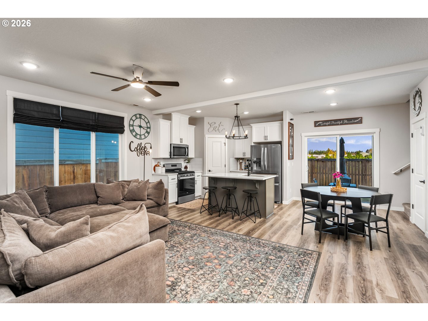4945 Constellation Ave Property Photo 4