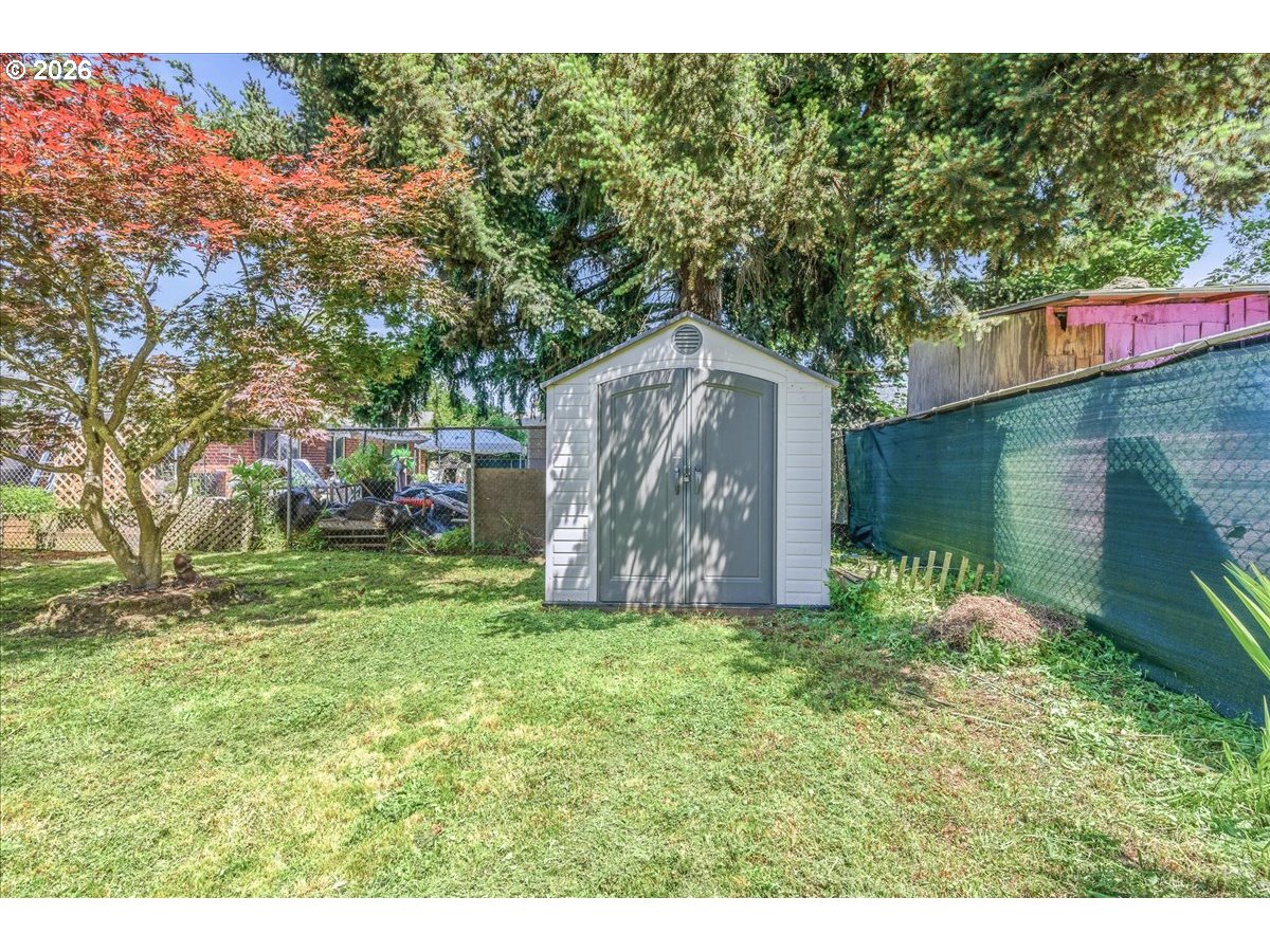 7910 N Mckenna Ave Property Photo 37