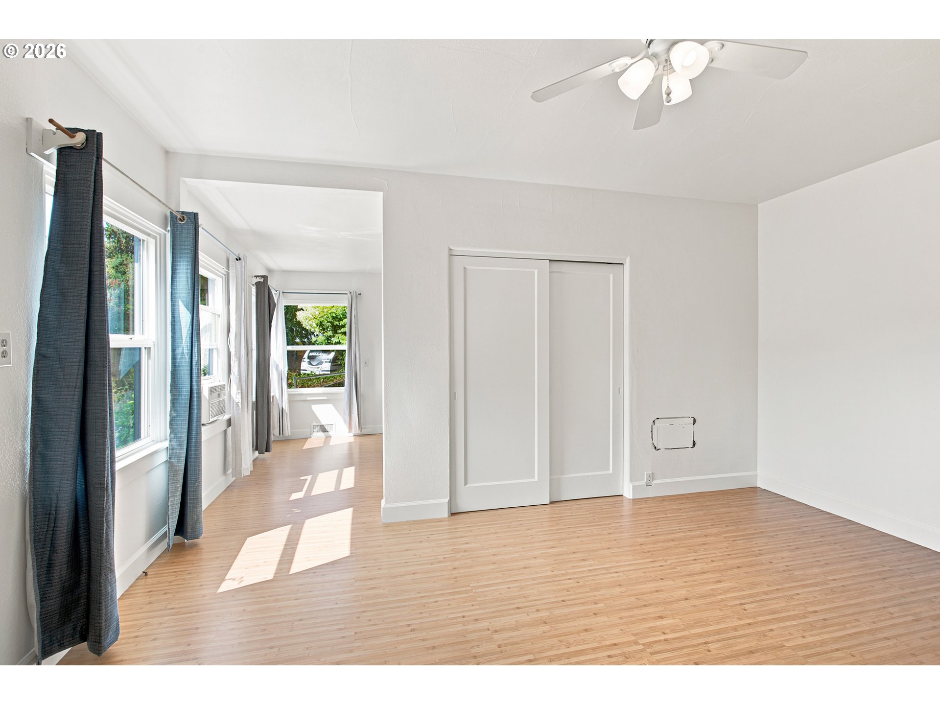 1147 Park Ave Property Photo 13