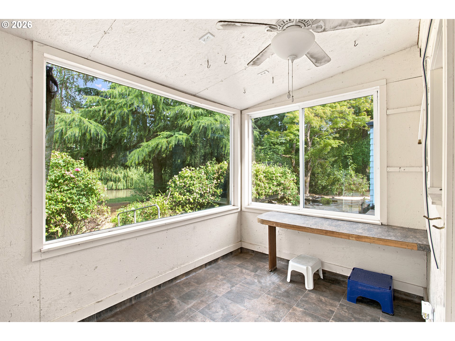1147 Park Ave Property Photo 24