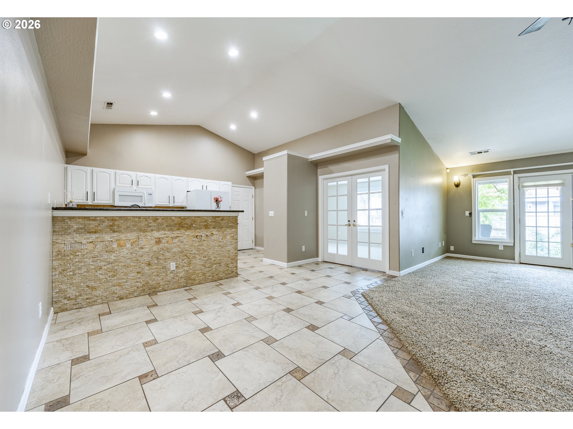 6876 Simeon Dr Property Photo 13