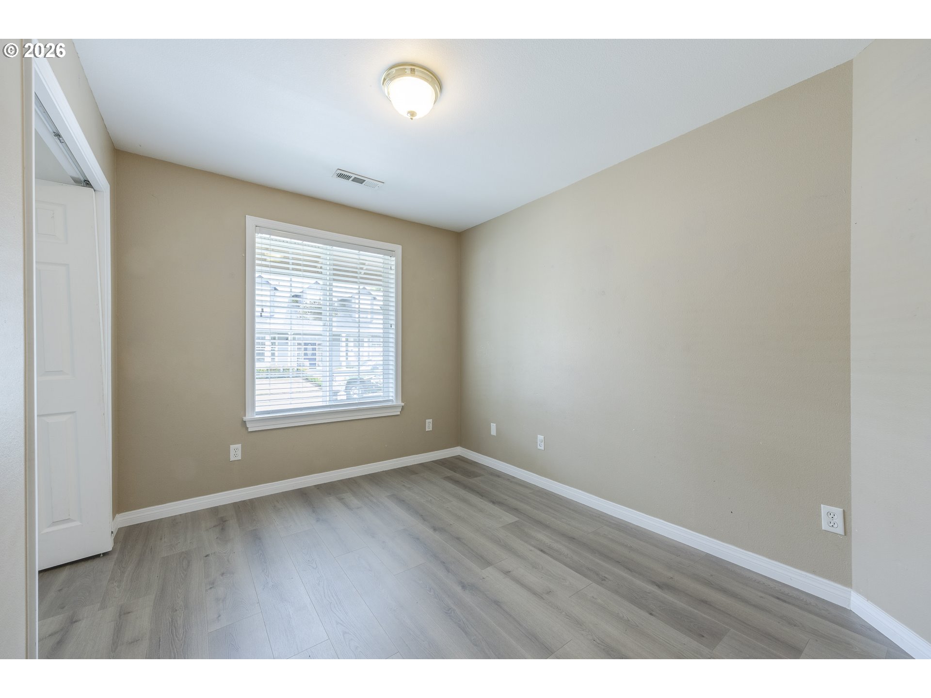 6876 Simeon Dr Property Photo 25