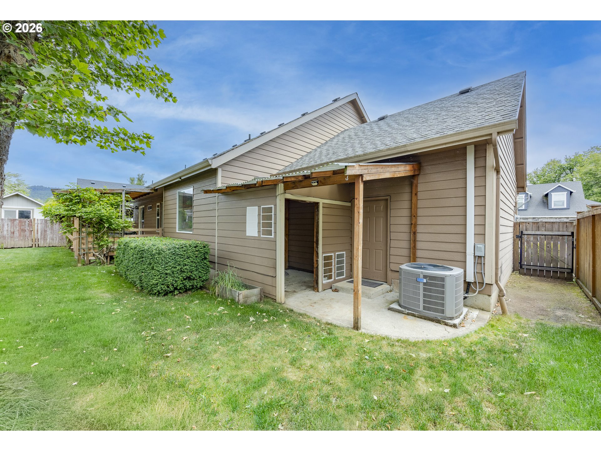 6876 Simeon Dr Property Photo 40