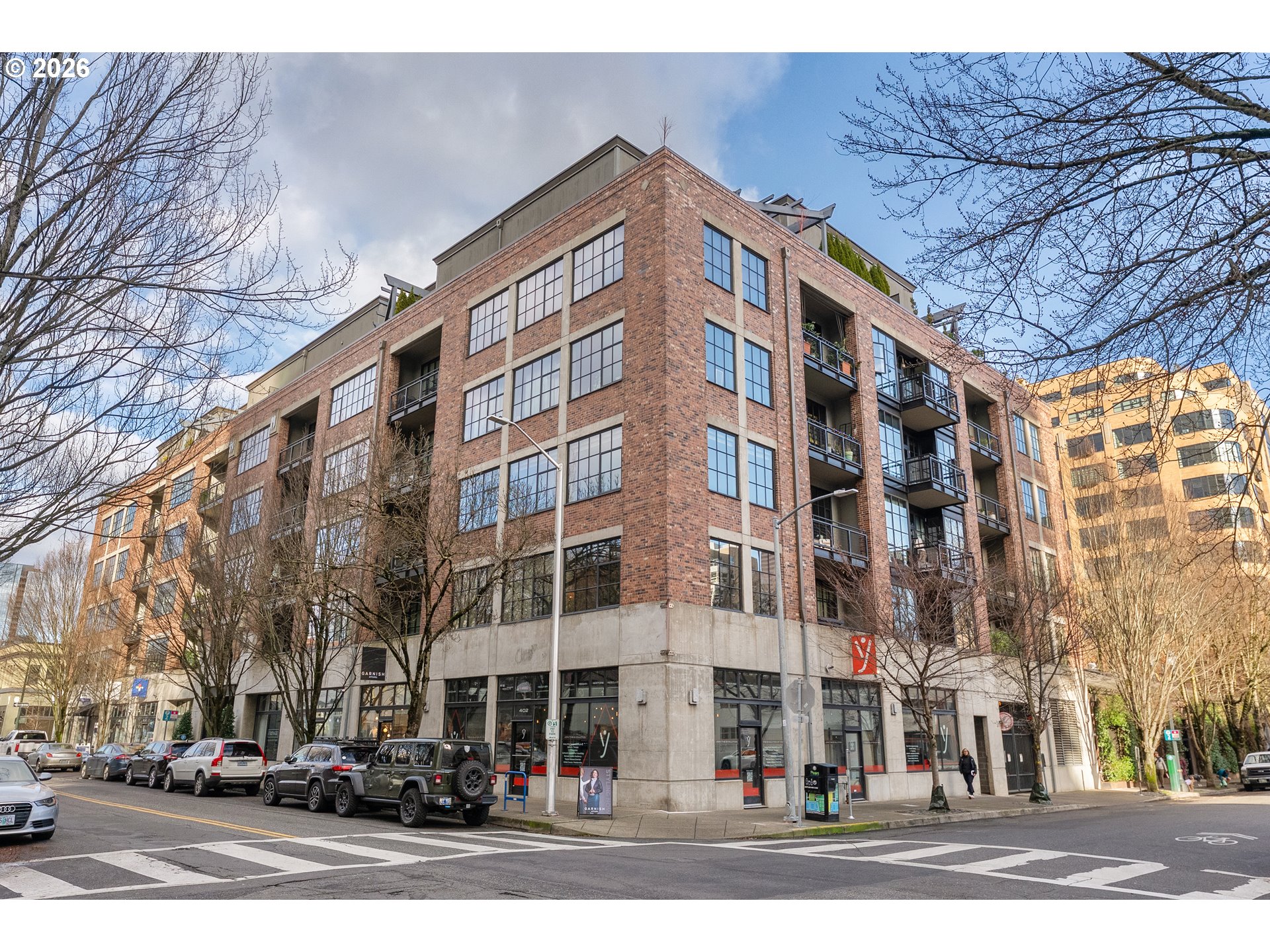 408 NW 12TH AVE 608