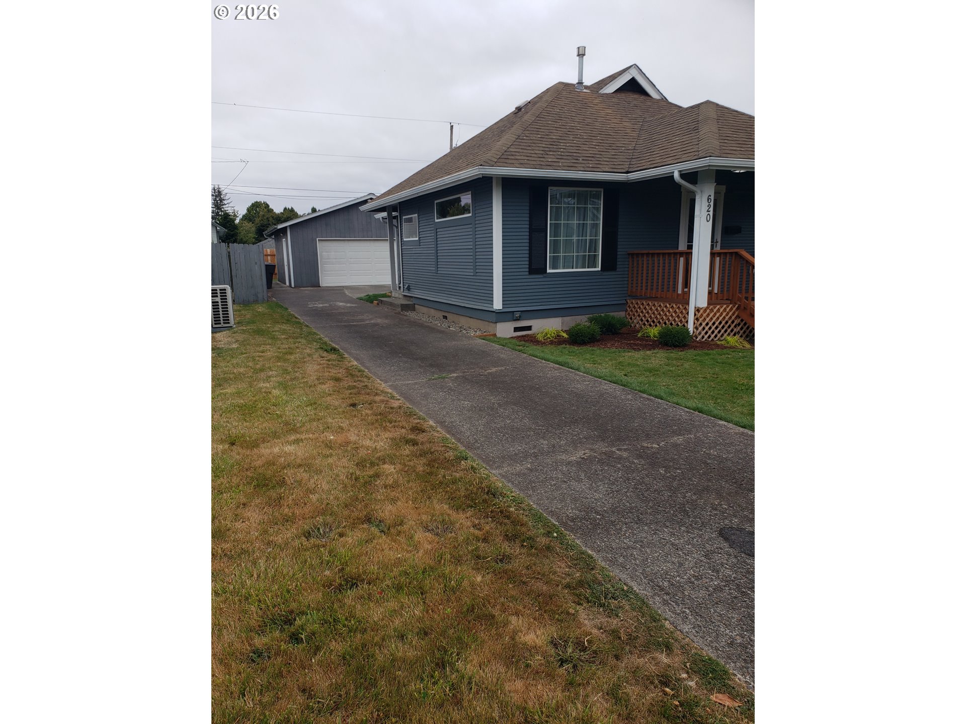 620 20th Ave Property Photo 14