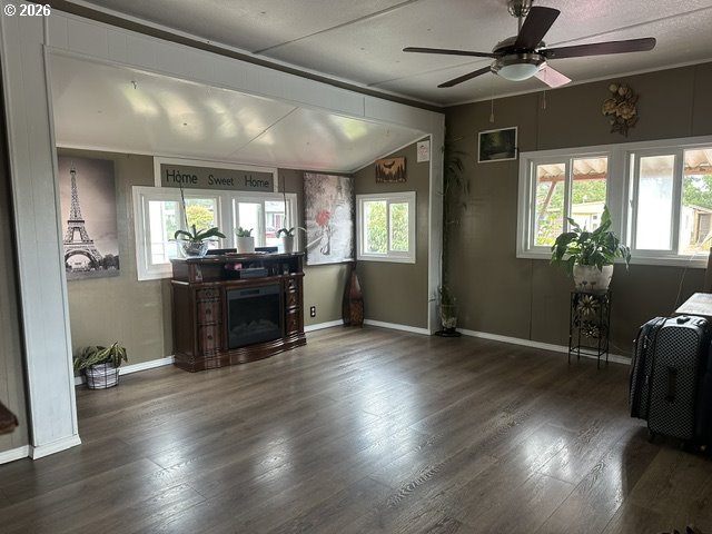 1699 27th St 18 Property Photo 2