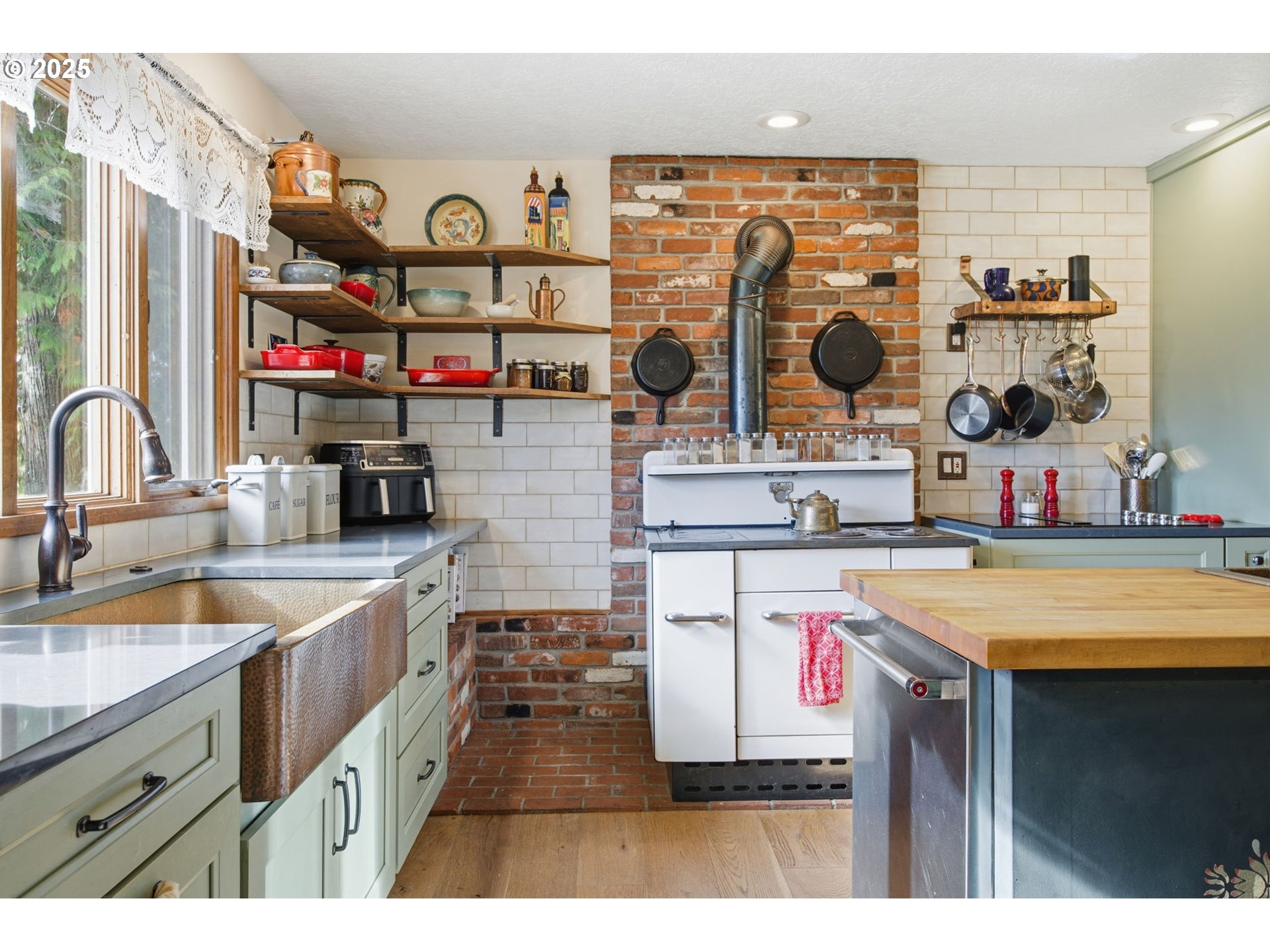 3031 Loop Rd Property Photo 13