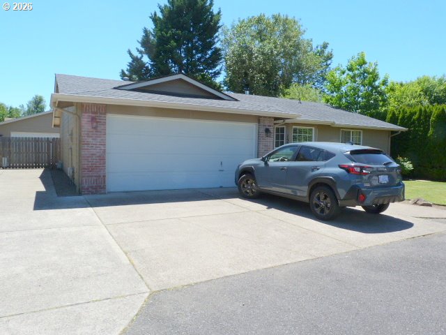 1575 Canary Ct Property Photo 6