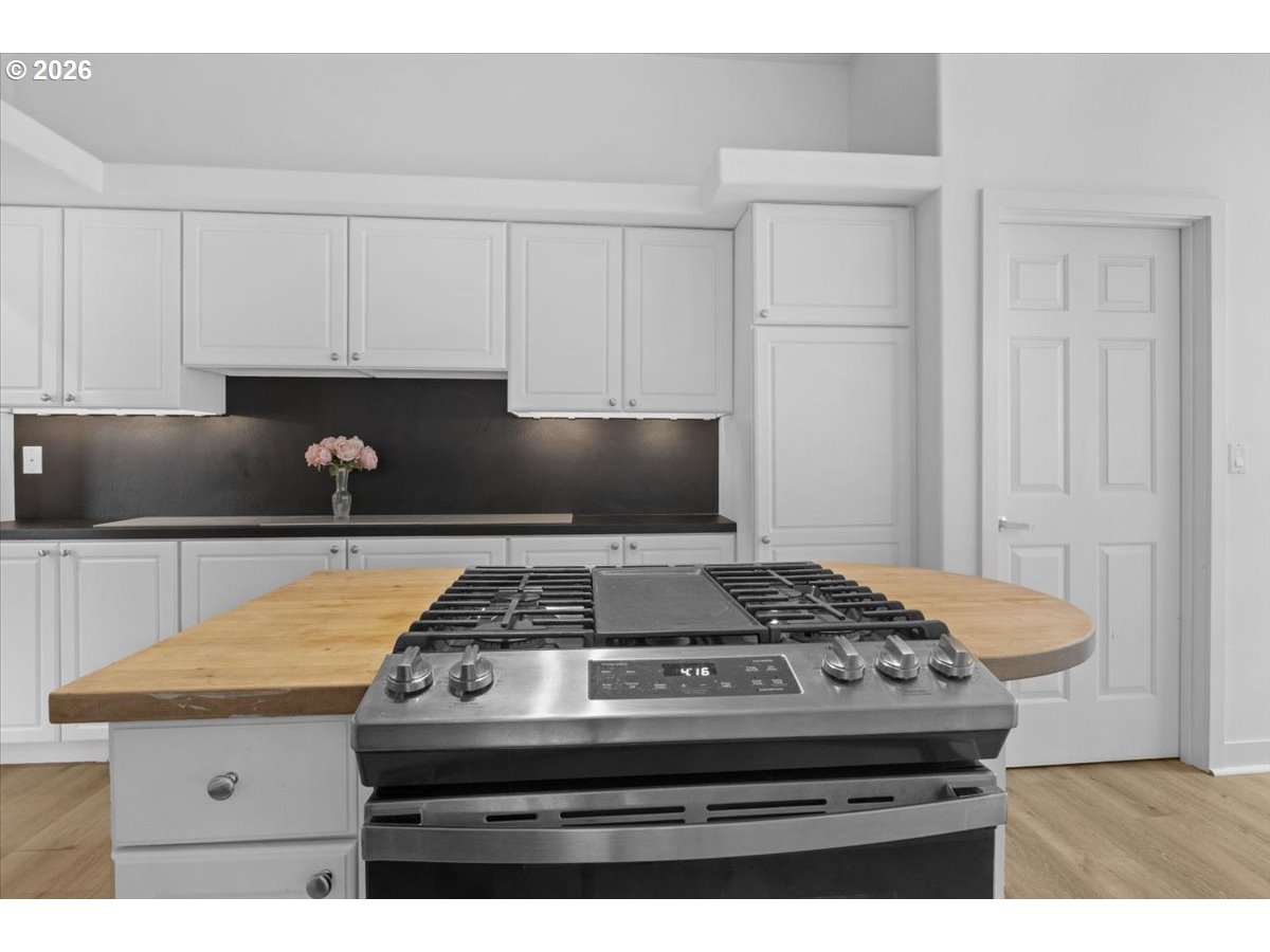1746 Nw Sunburst Ter Property Photo 16