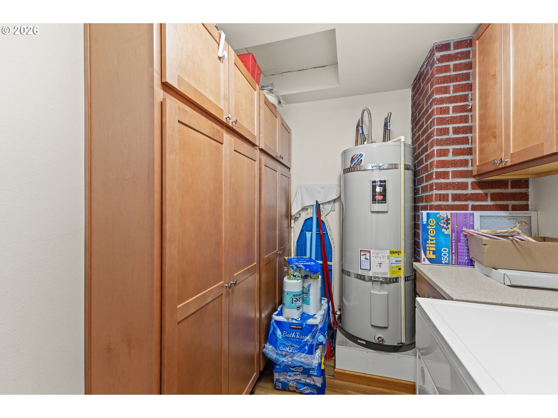 1050 N Myrtle St Property Photo 17