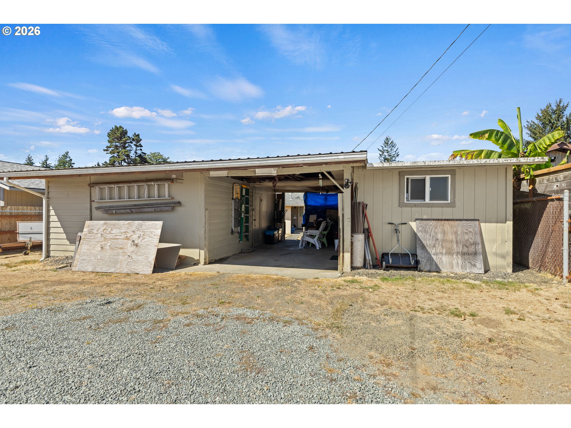 1050 N Myrtle St Property Photo 34
