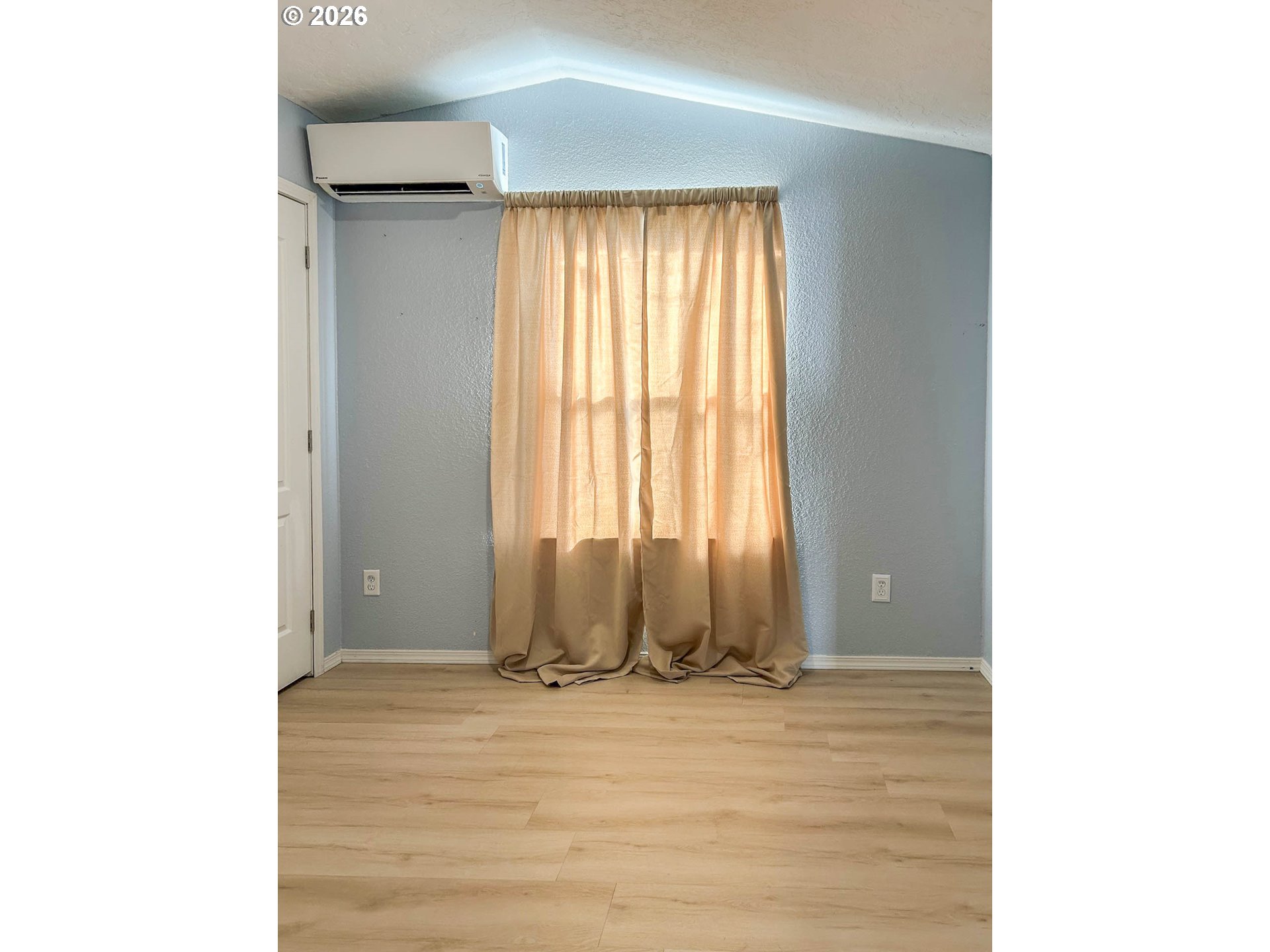 31 Manor Loop Property Photo 13
