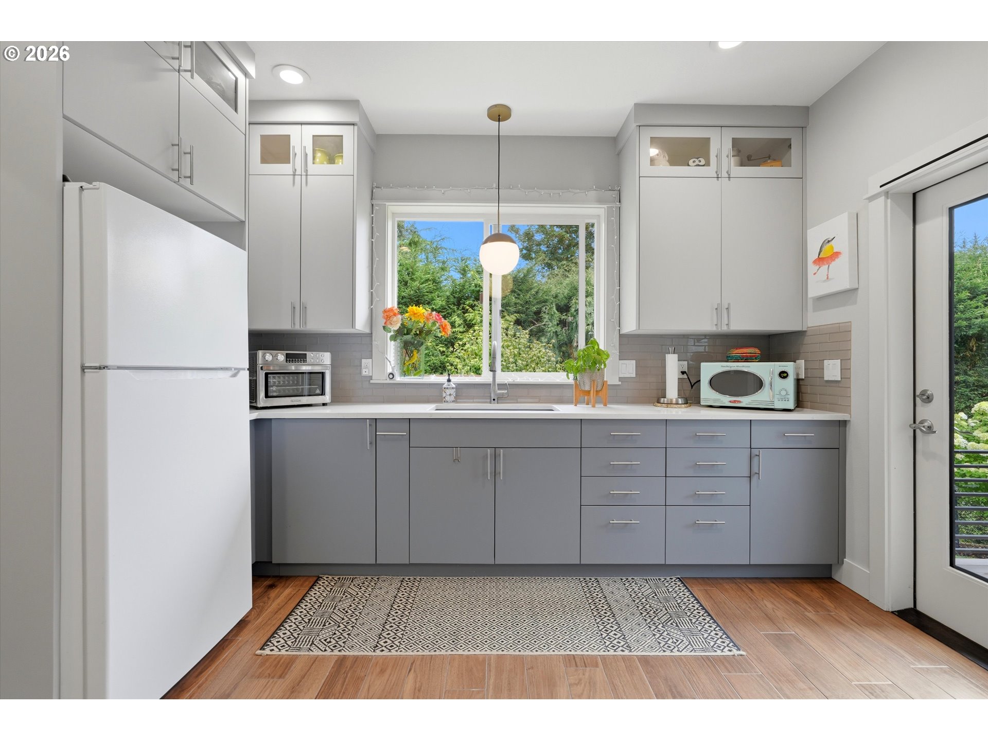 211 Se Gabbert Rd Property Photo 19