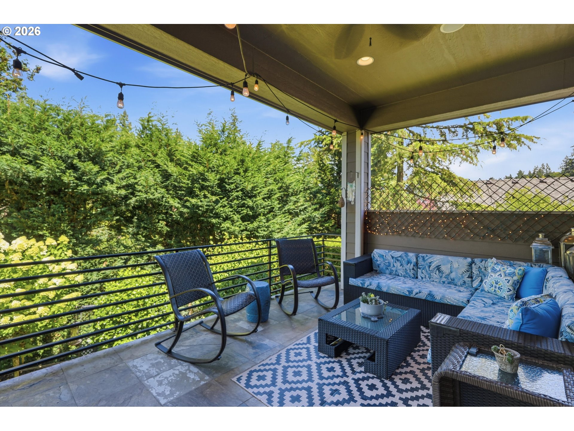 211 Se Gabbert Rd Property Photo 37