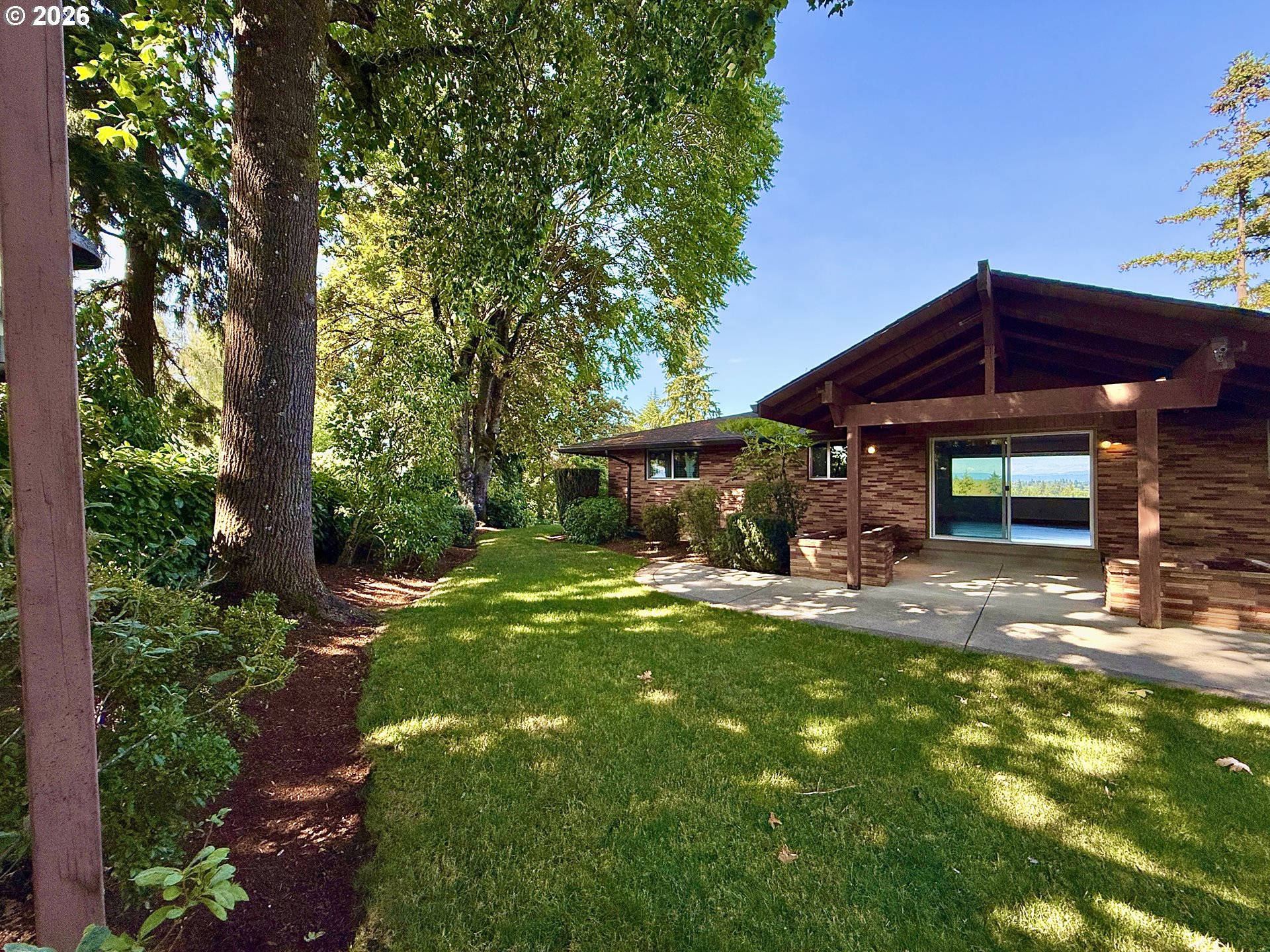 3104 E Mcloughlin Blvd Property Photo 37