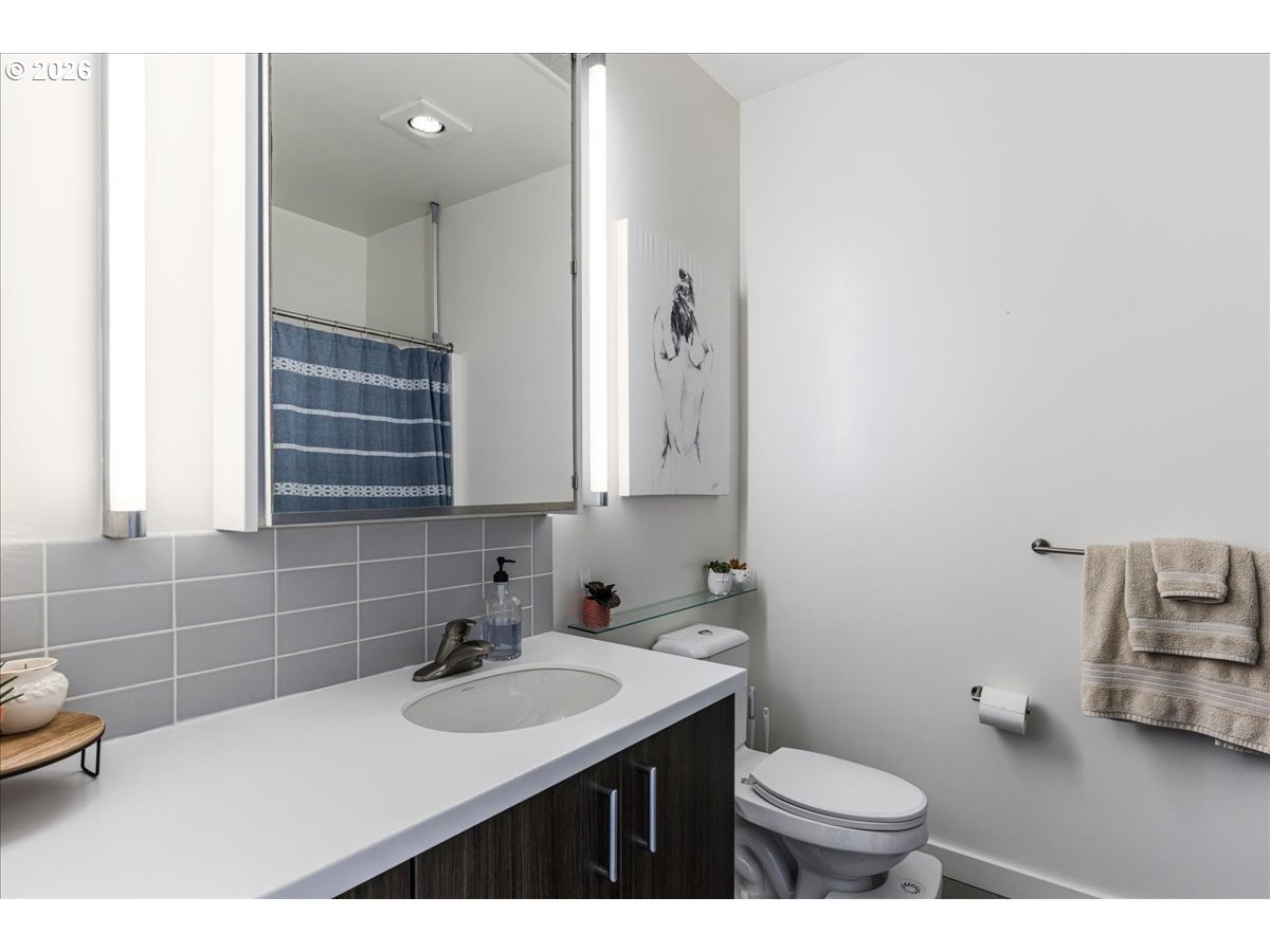 1455 N Killingsworth St 404 Property Photo 25