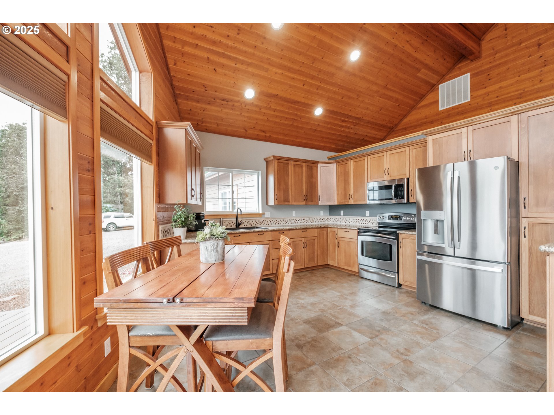 29109 Brownsville Rd Property Photo 6