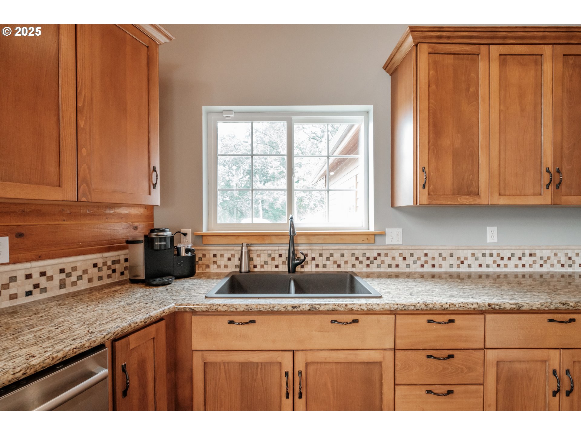 29109 Brownsville Rd Property Photo 8