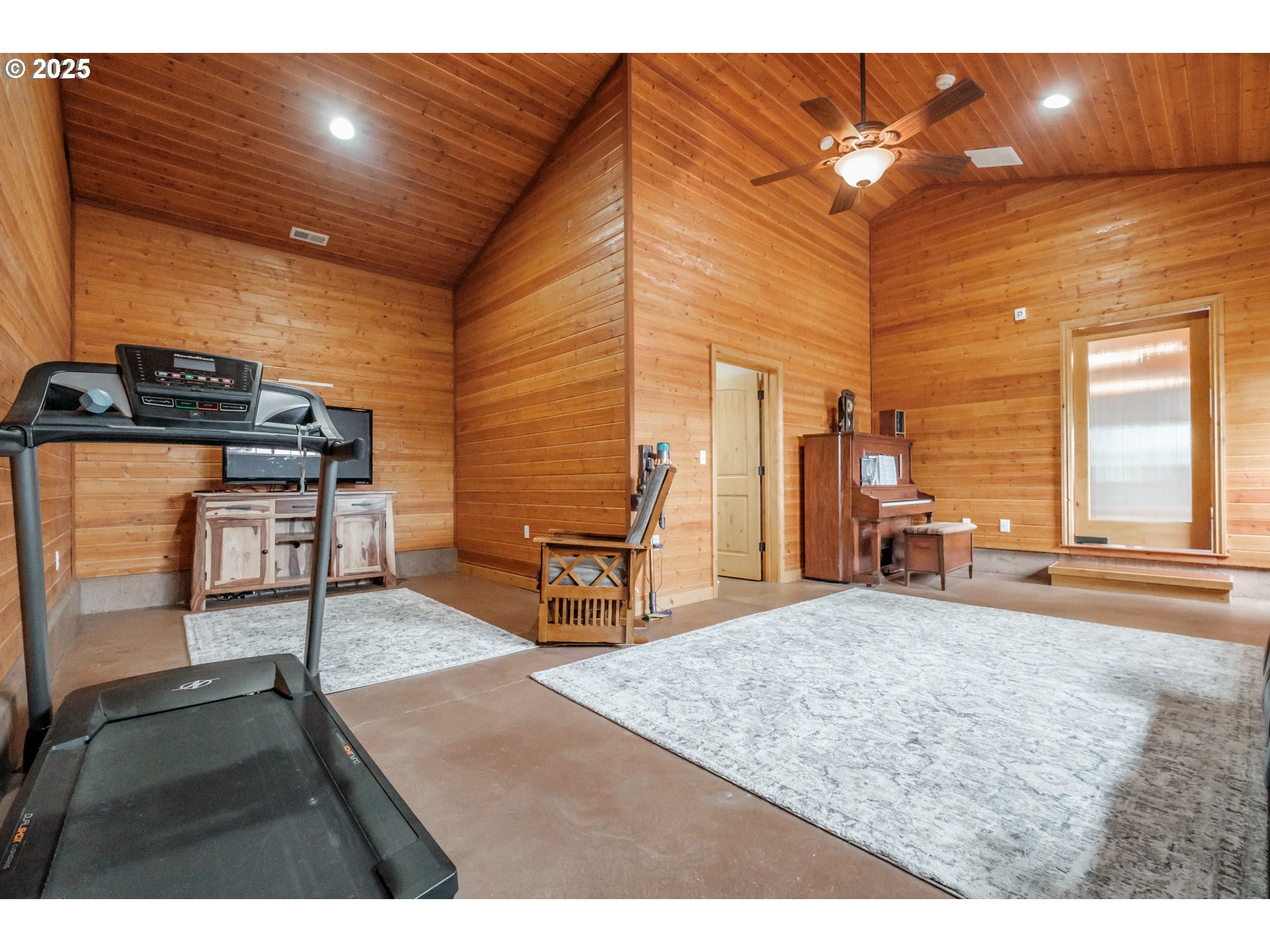 29109 Brownsville Rd Property Photo 15