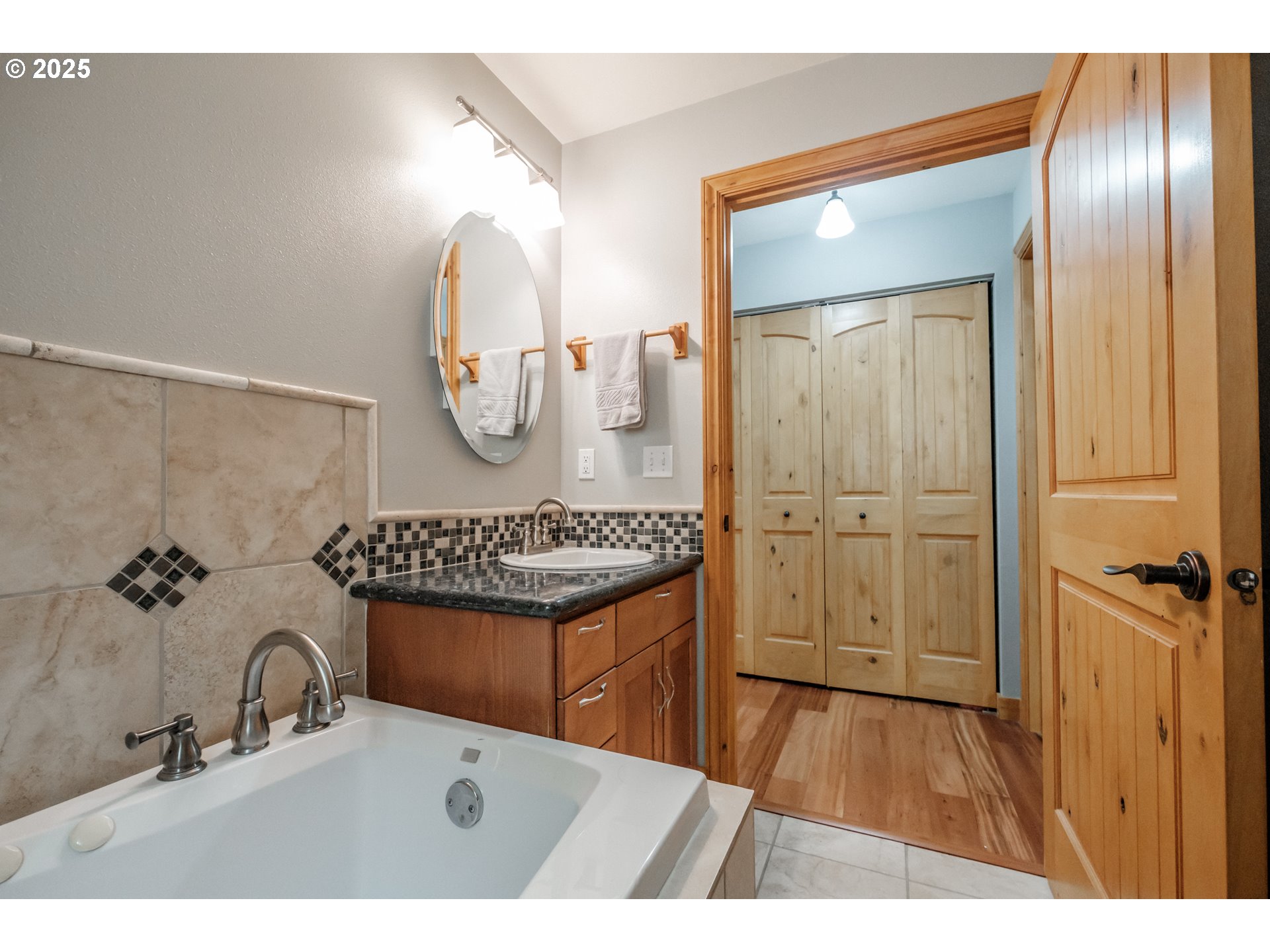 29109 Brownsville Rd Property Photo 23