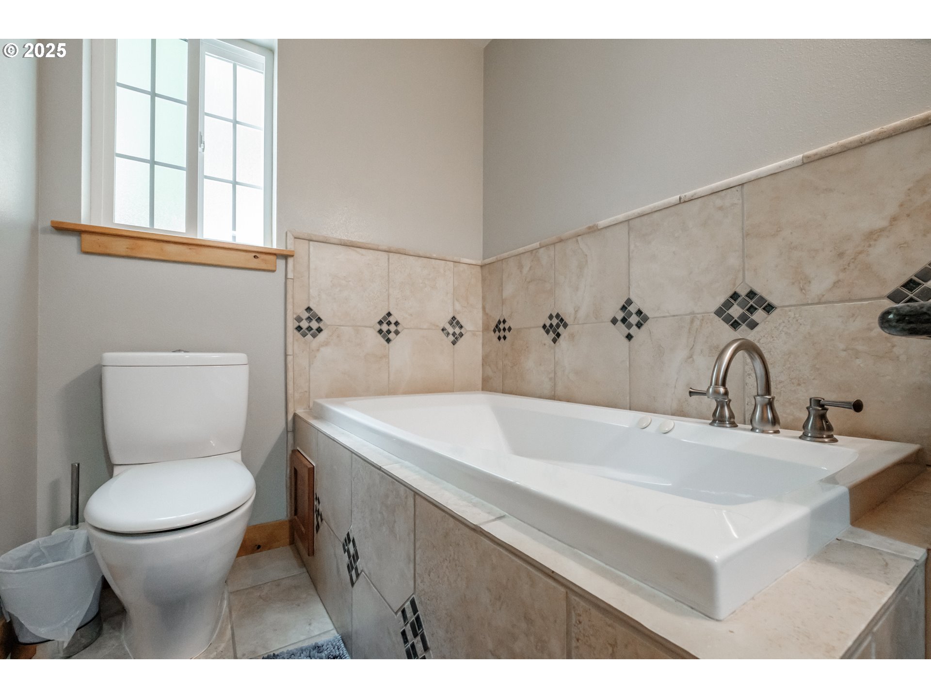 29109 Brownsville Rd Property Photo 24
