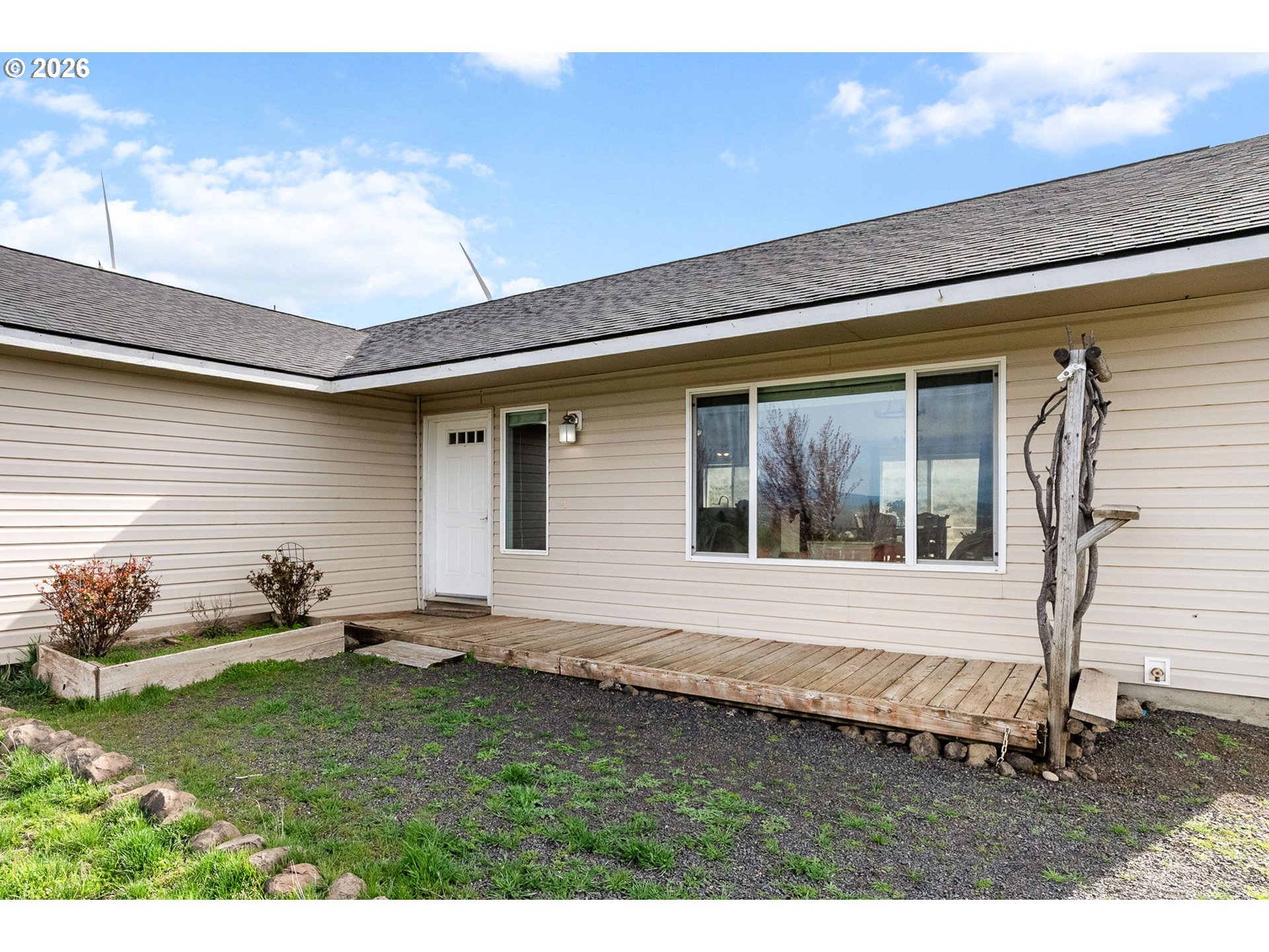 100 Grace Way Property Photo 3