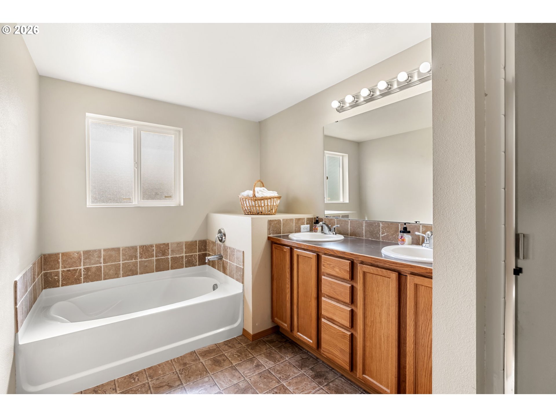 100 Grace Way Property Photo 14