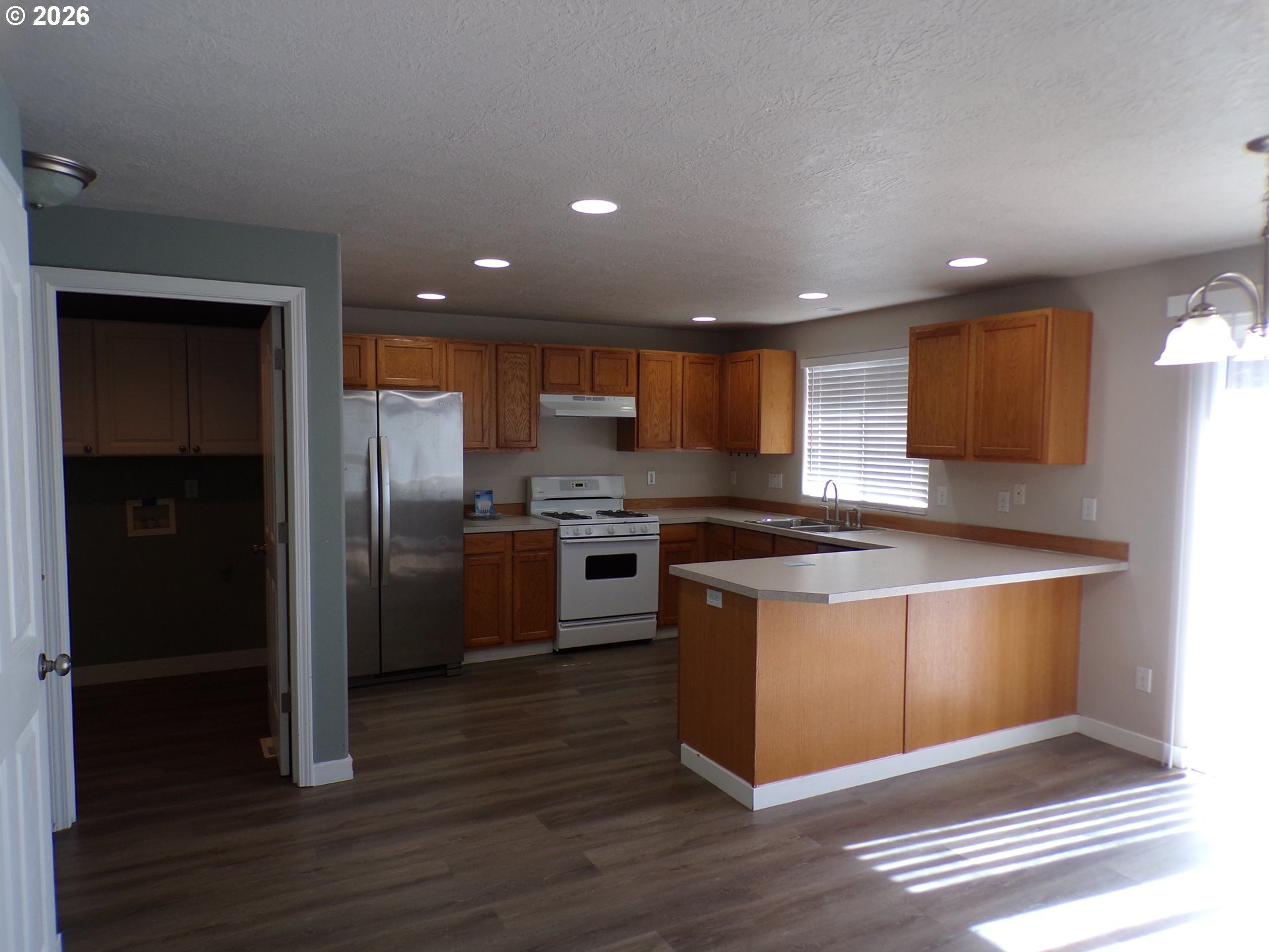 1662 Cherry Bark Ct Property Photo 3