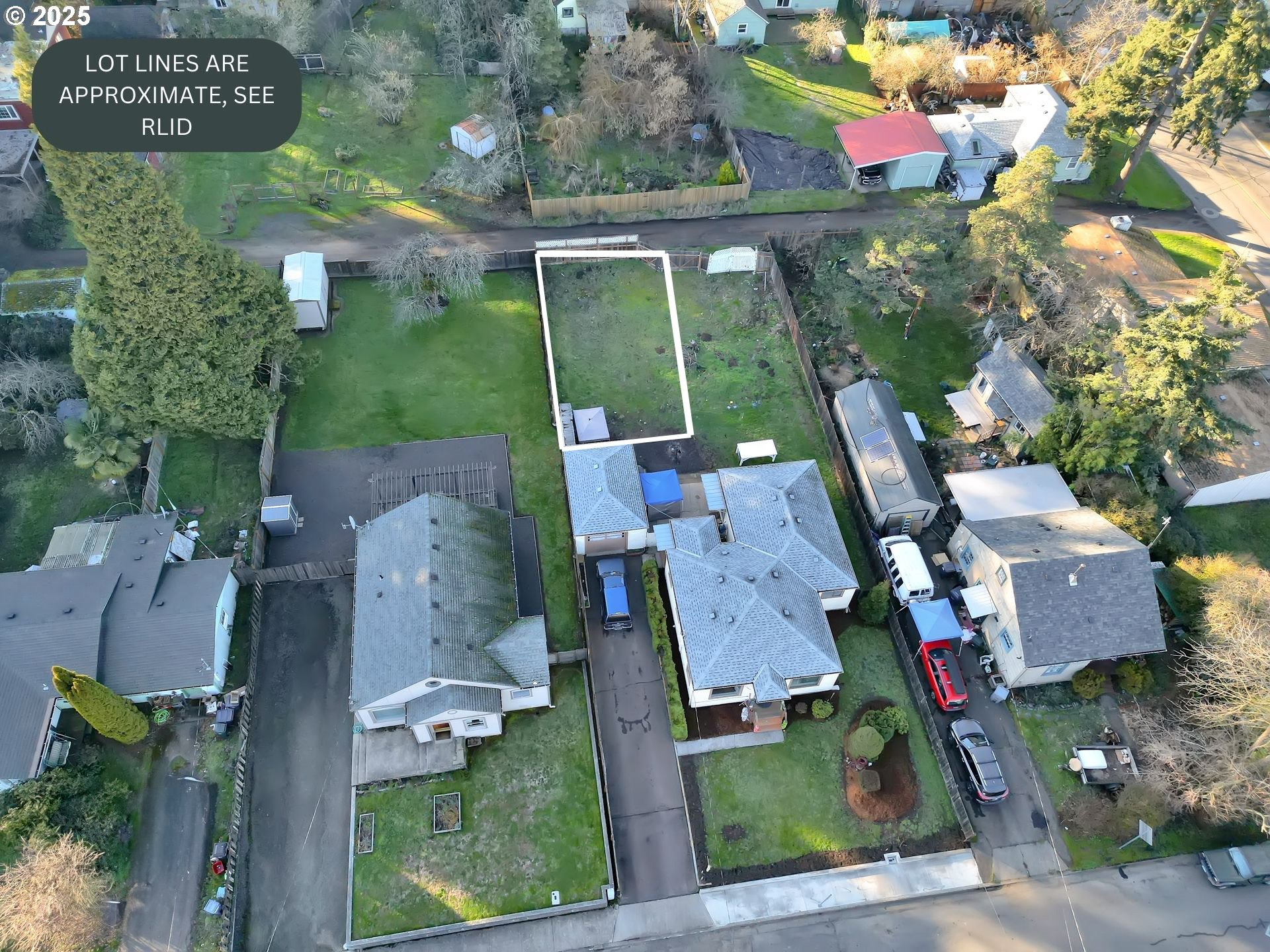 1652 Augusta Aly Property Photo 1
