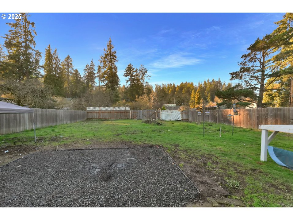 1652 Augusta Aly Property Photo 3